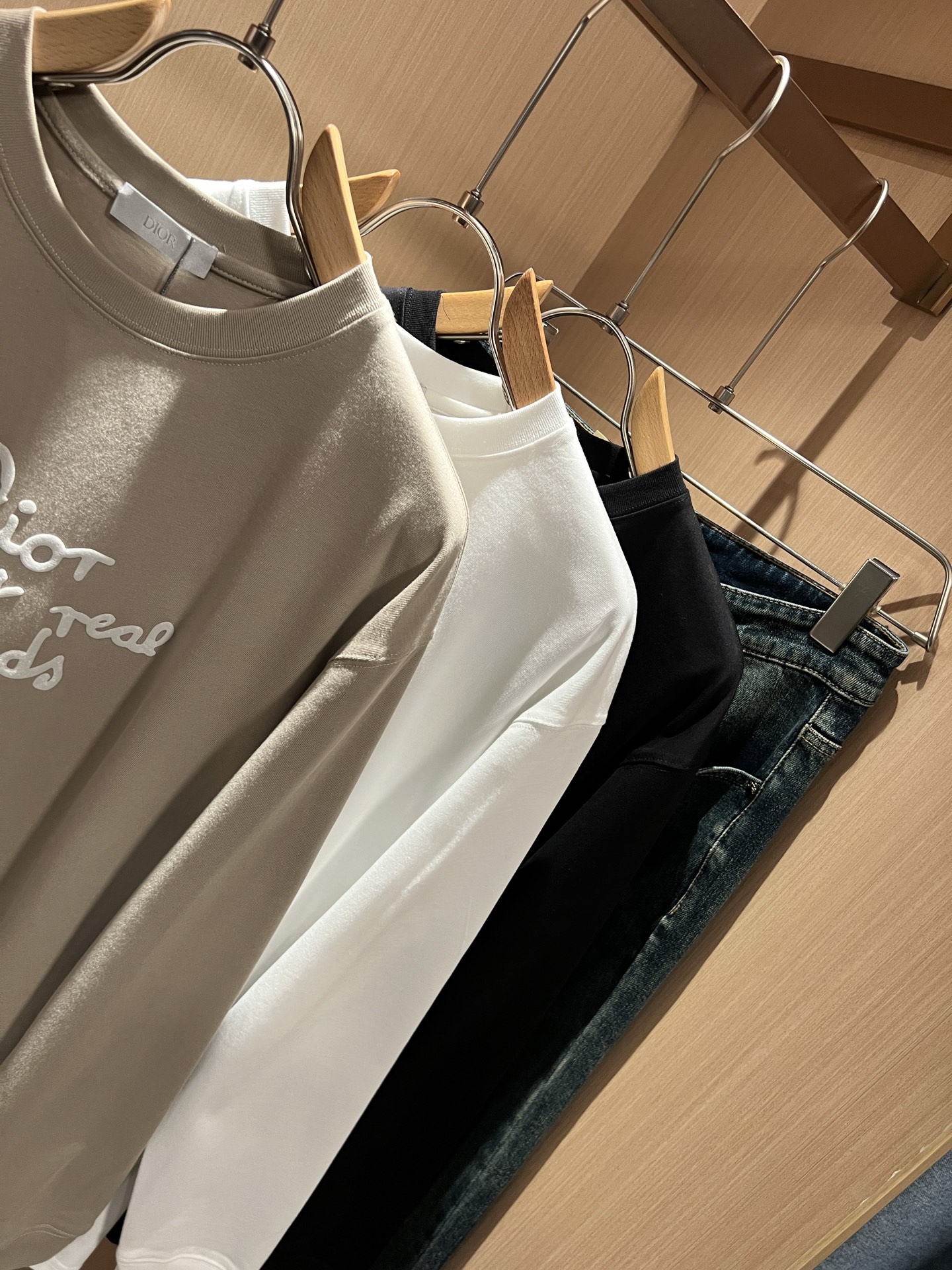 Dio*迪家 2025秋冬新款男女同款👫长袖打底衫，专柜同步发售！定制专属260克纯棉面料，定制原版工艺