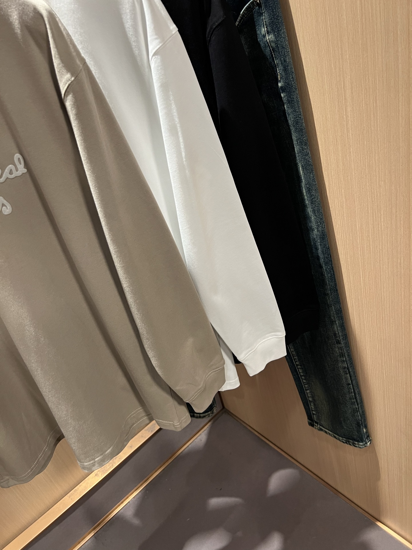 Dio*迪家 2025秋冬新款男女同款👫长袖打底衫，专柜同步发售！定制专属260克纯棉面料，定制原版工艺