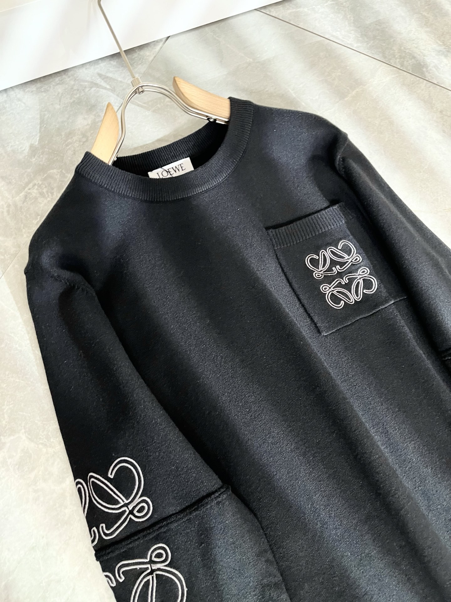 LO*WE/罗*威2025秋冬新款男女同款👫针织羊毛衫，贸易公司渠道货，2025年最新品，官柜同步售卖，