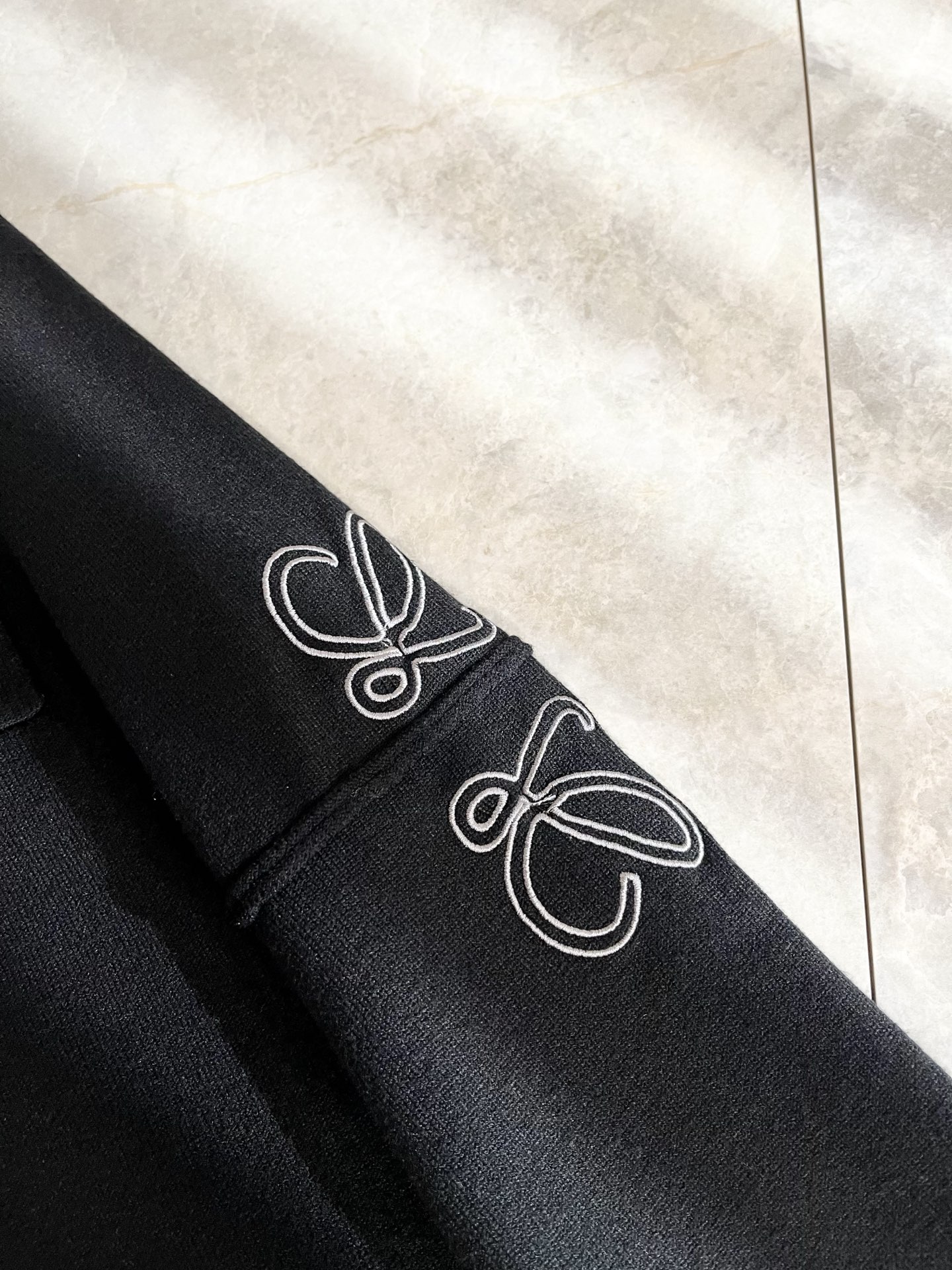 LO*WE/罗*威2025秋冬新款男女同款👫针织羊毛衫，贸易公司渠道货，2025年最新品，官柜同步售卖，