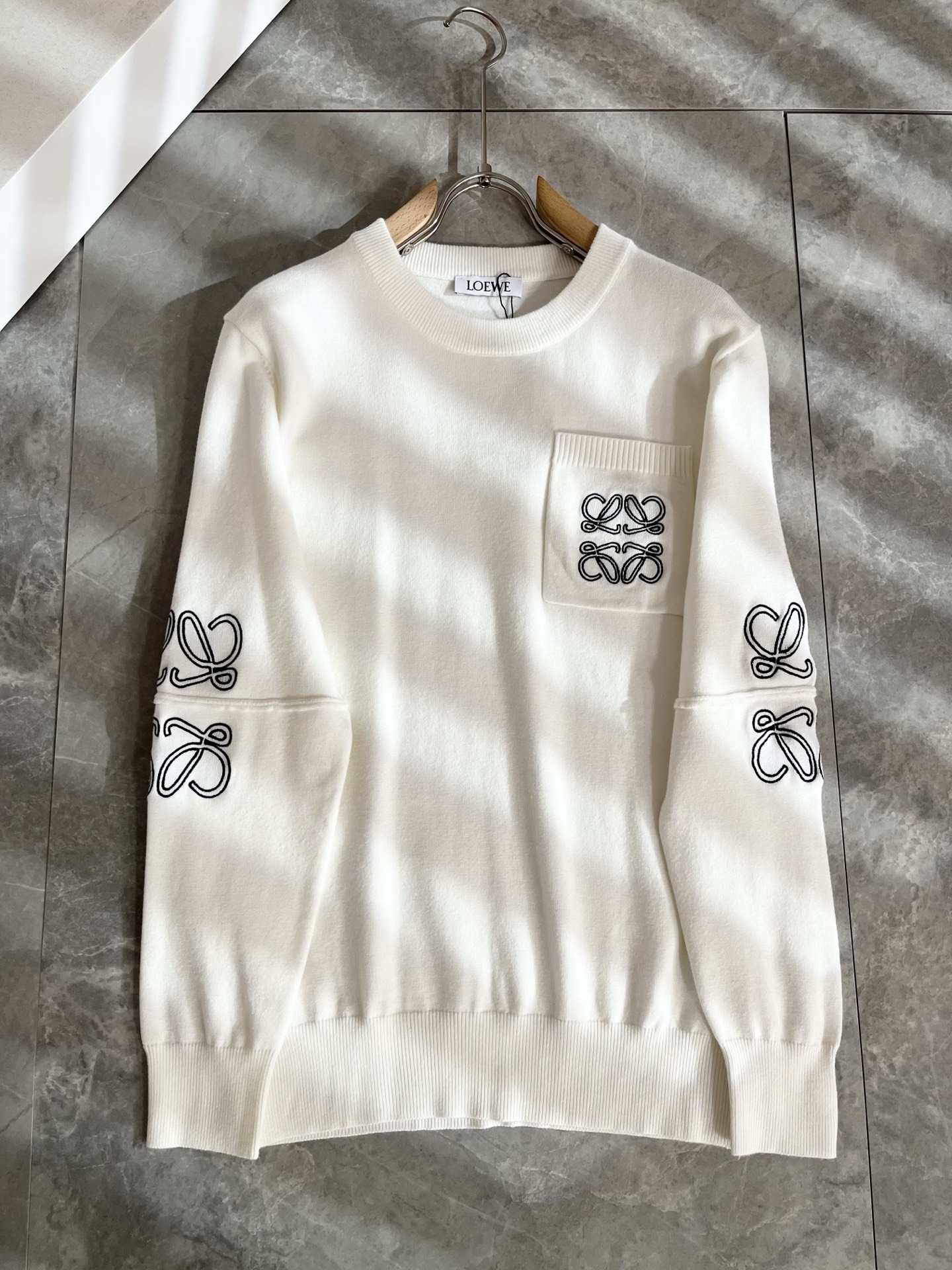 LO*WE/罗*威2025秋冬新款男女同款👫针织羊毛衫，贸易公司渠道货，2025年最新品，官柜同步售卖，