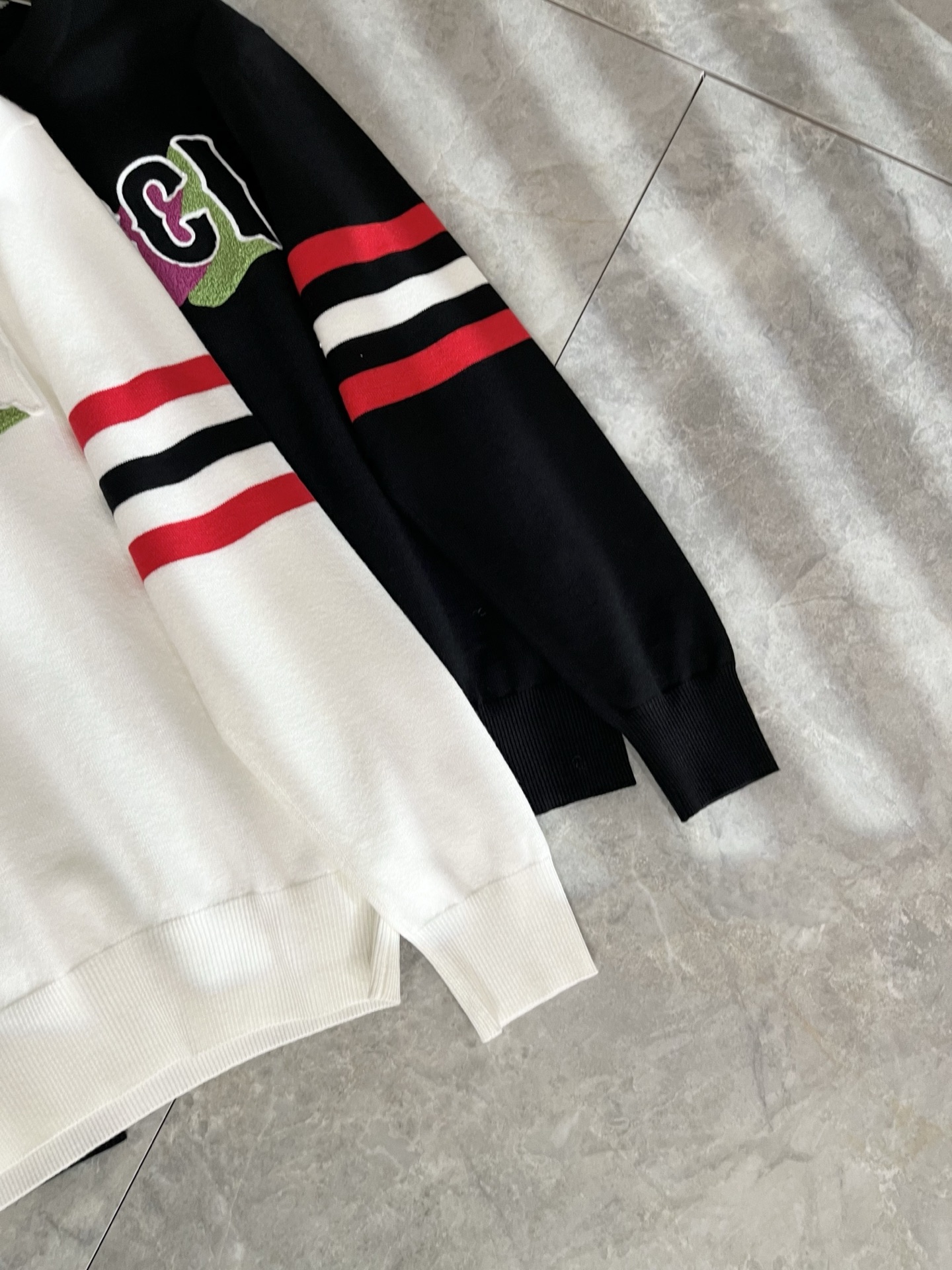 GUC*I 古家 2025秋冬新款男女同款👫 针织羊毛衫，胸前标志logo刺绣设计！贸易公司渠道稀出，同