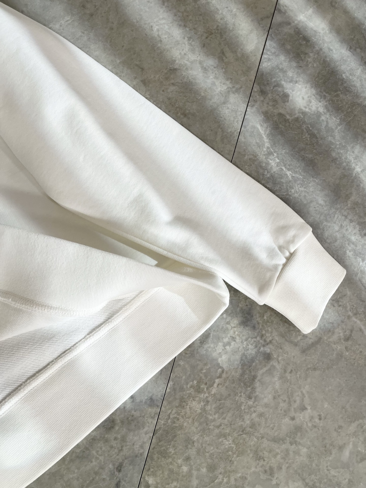 KENZ*高田*三2025秋冬新品男女同款👫卫衣，工艺“传承经典著作改良后的新品更加的具有立体感官，设计