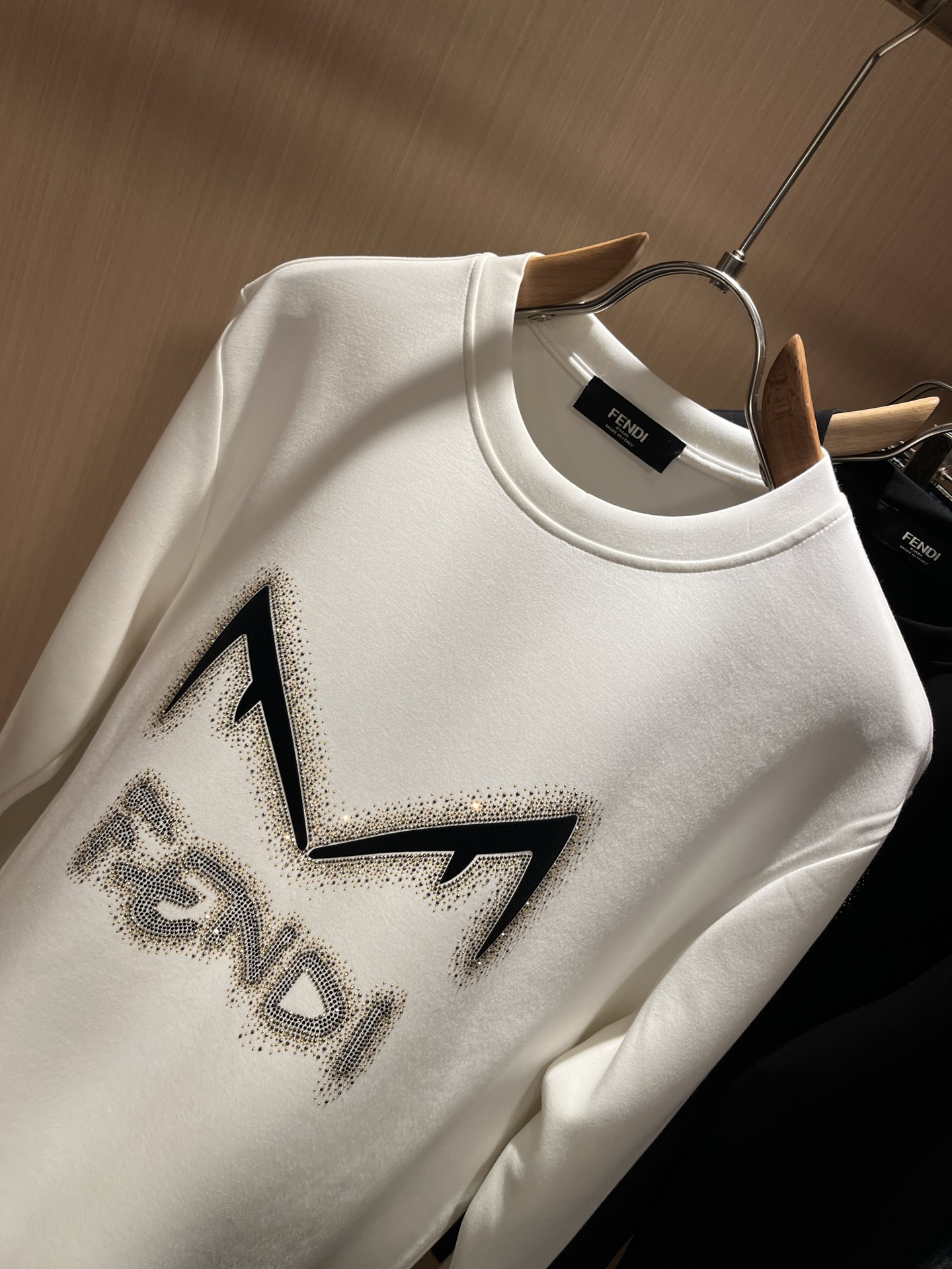 【⚠️最大穿240斤】 FEN*I 芬*迪2025秋冬新款FD家族男女同款卫衣，男女同款👫百搭。意大利原