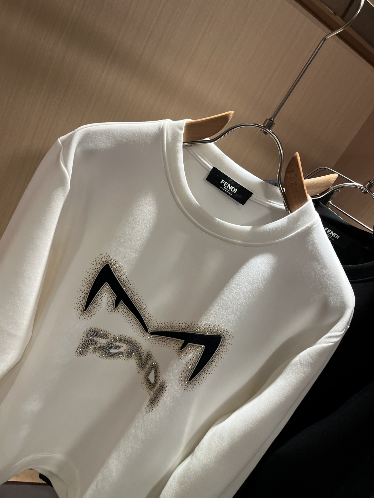 【⚠️最大穿240斤】 FEN*I 芬*迪2025秋冬新款FD家族男女同款卫衣，男女同款👫百搭。意大利原