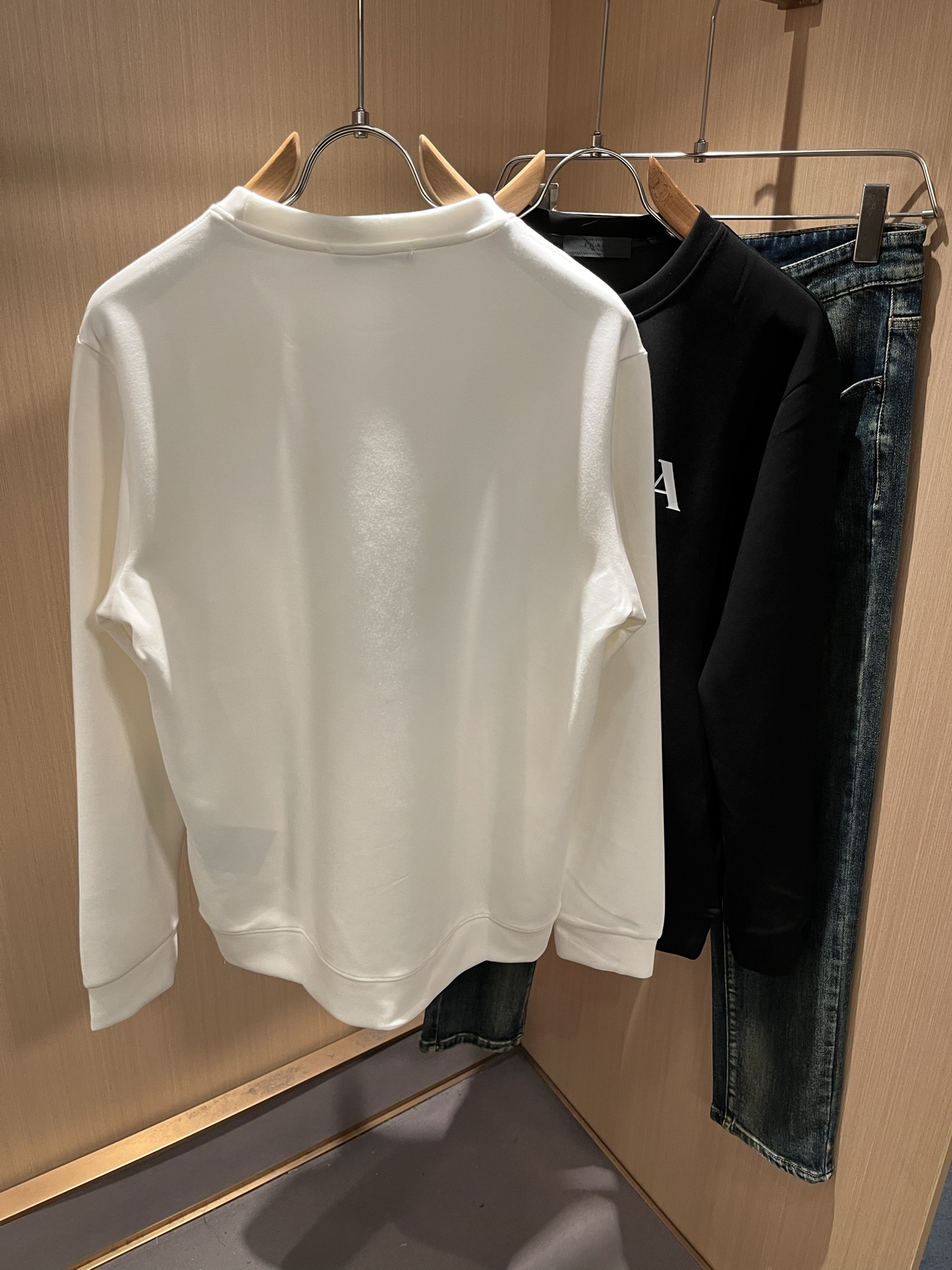 【⚠️最大穿240斤】 PRAD*A普*达2025秋冬新款男女同款👫卫衣，最新款全网独家首上！！~既经典