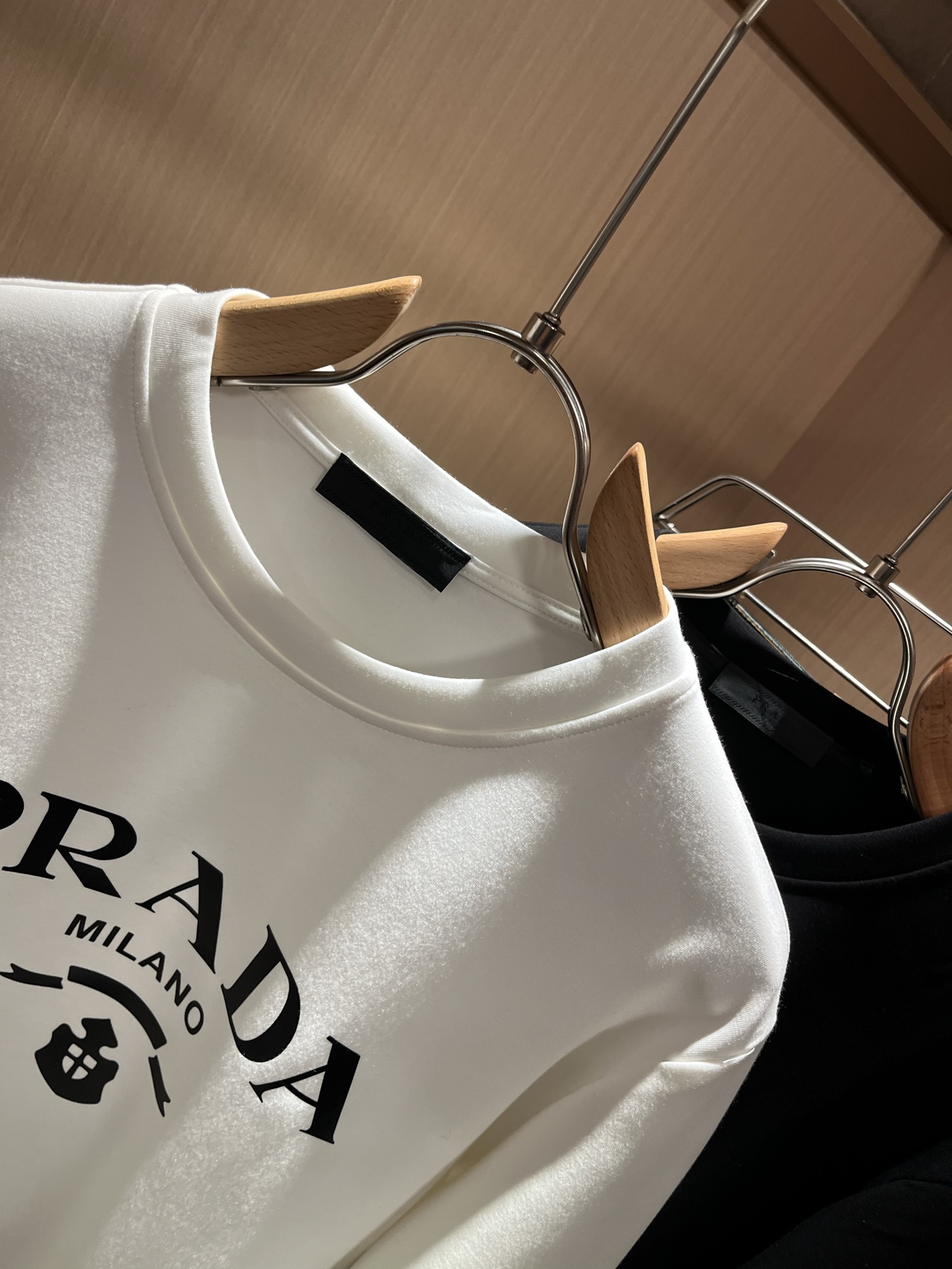 【⚠️最大穿240斤】 PRAD*A普*达2025秋冬新款男女同款👫卫衣，最新款全网独家首上！！~既经典