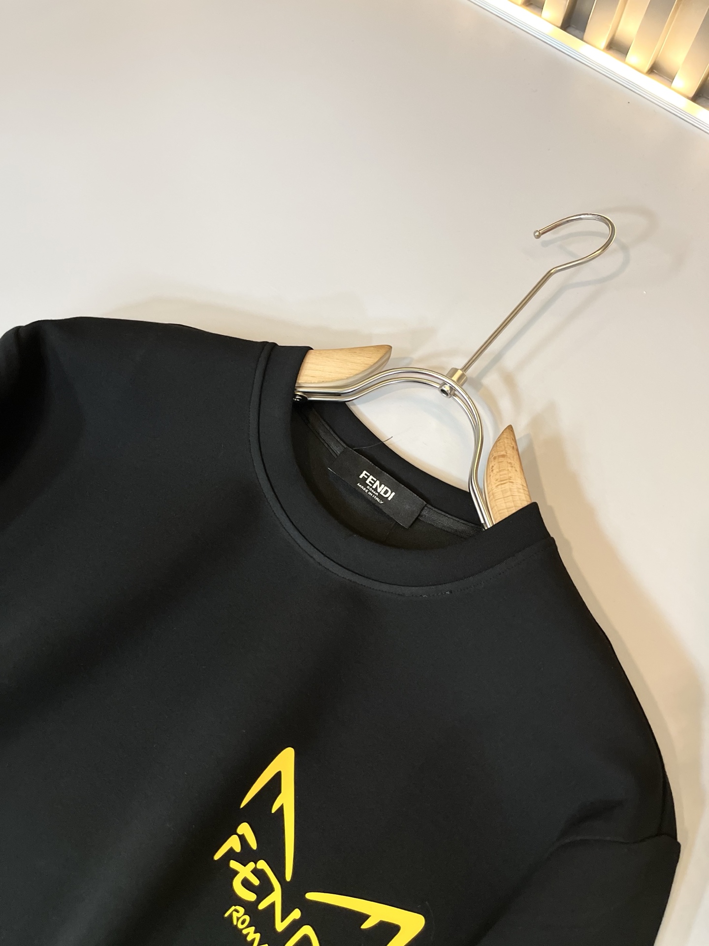 【⚠️最大穿240斤】 FEN*I 芬*迪2025秋冬新款FD家族男女同款卫衣，男女同款👫百搭。意大利原