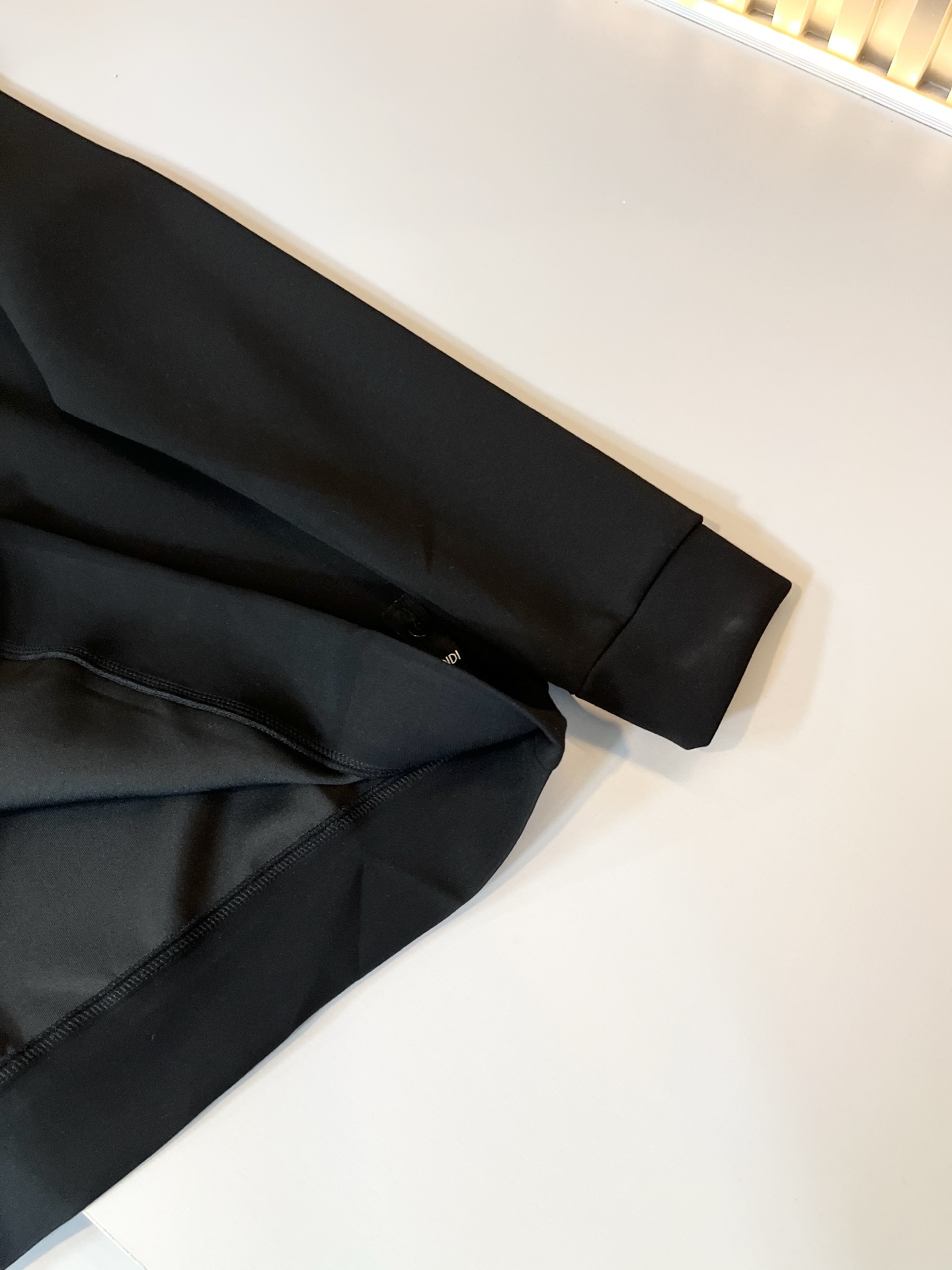 【⚠️最大穿240斤】 FEN*I 芬*迪2025秋冬新款FD家族男女同款卫衣，男女同款👫百搭。意大利原