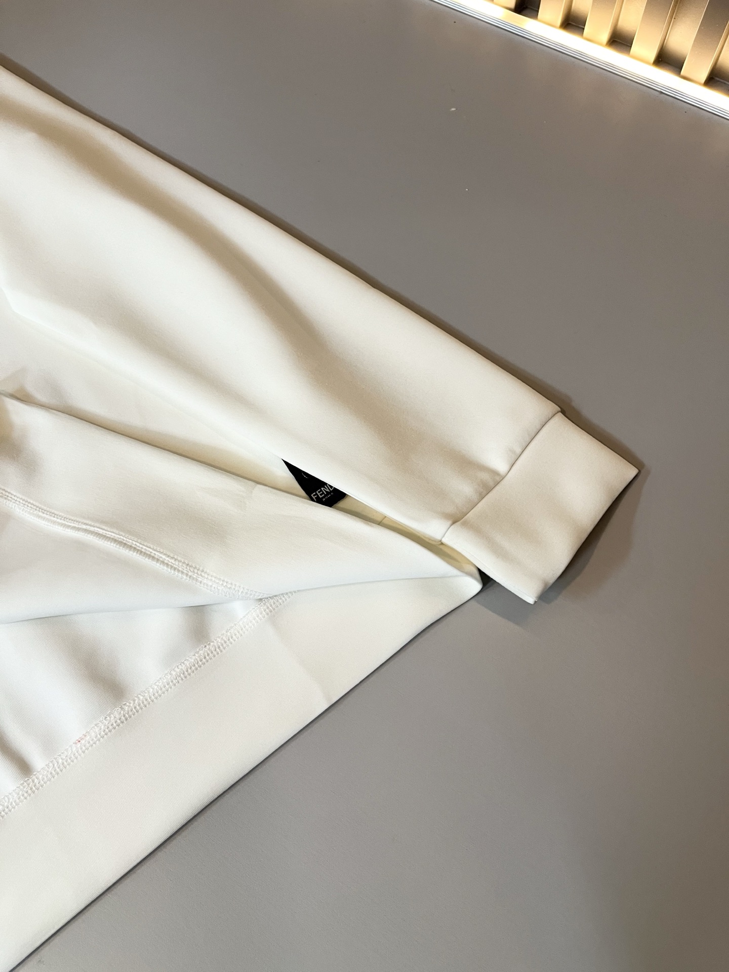 【⚠️最大穿240斤】 FEN*I 芬*迪2025秋冬新款FD家族男女同款卫衣，男女同款👫百搭。意大利原