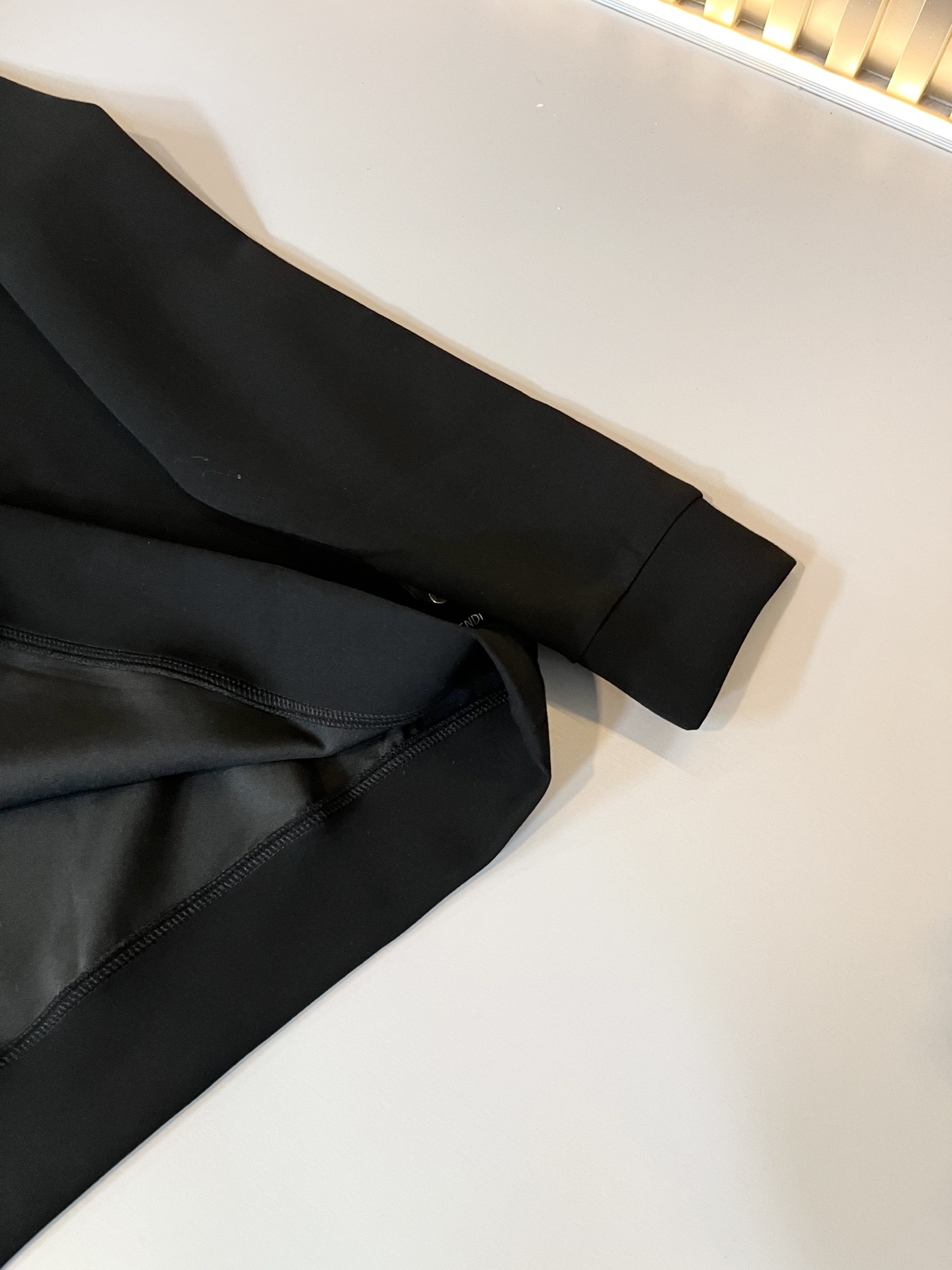 【⚠️最大穿240斤】 FEN*I 芬*迪2025秋冬新款FD家族男女同款卫衣，男女同款👫百搭。意大利原