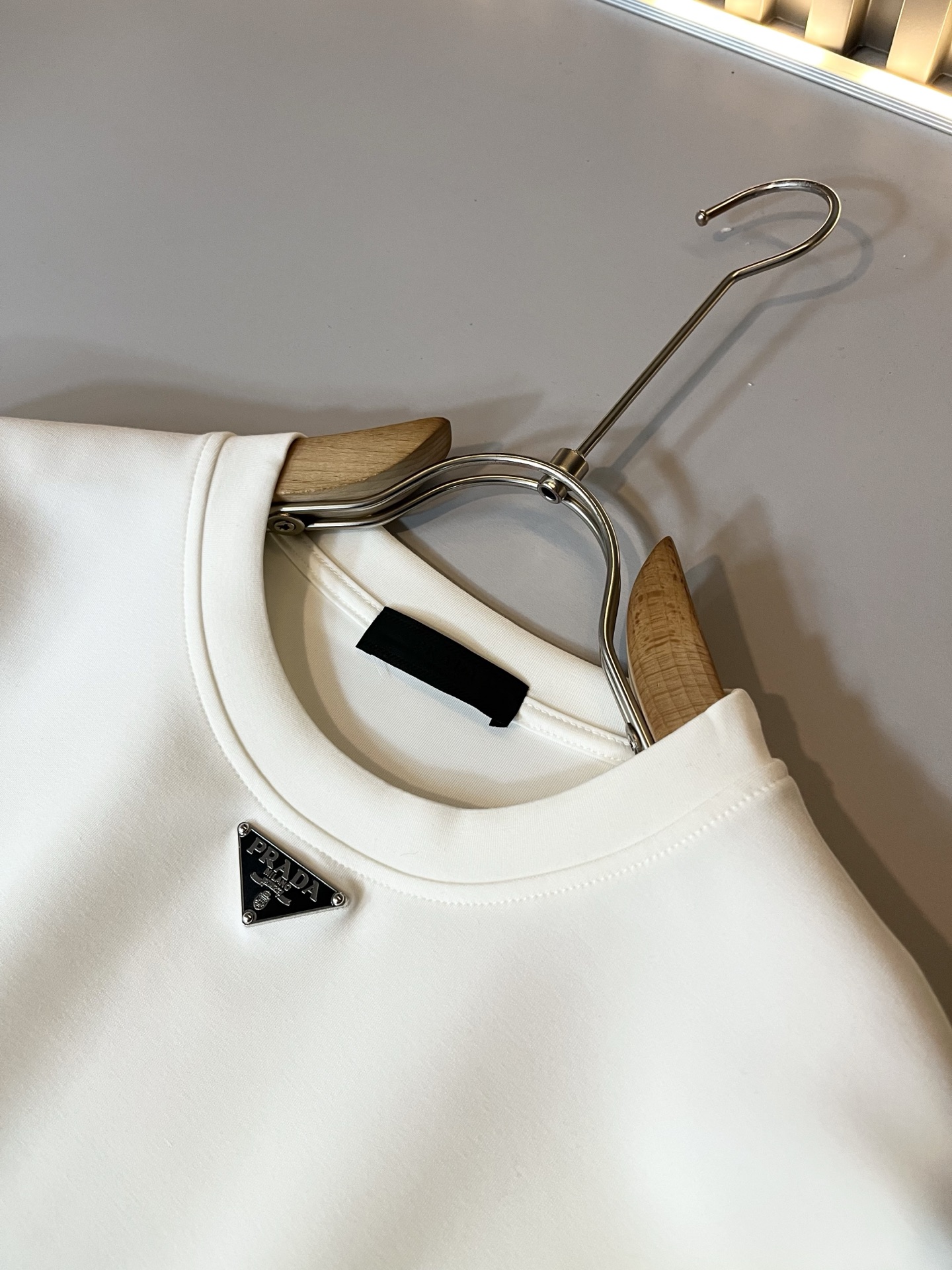 【⚠️最大穿240斤】 PRAD*A普*达2025秋冬新款男女同款👫卫衣，最新款全网独家首上！！~既经典