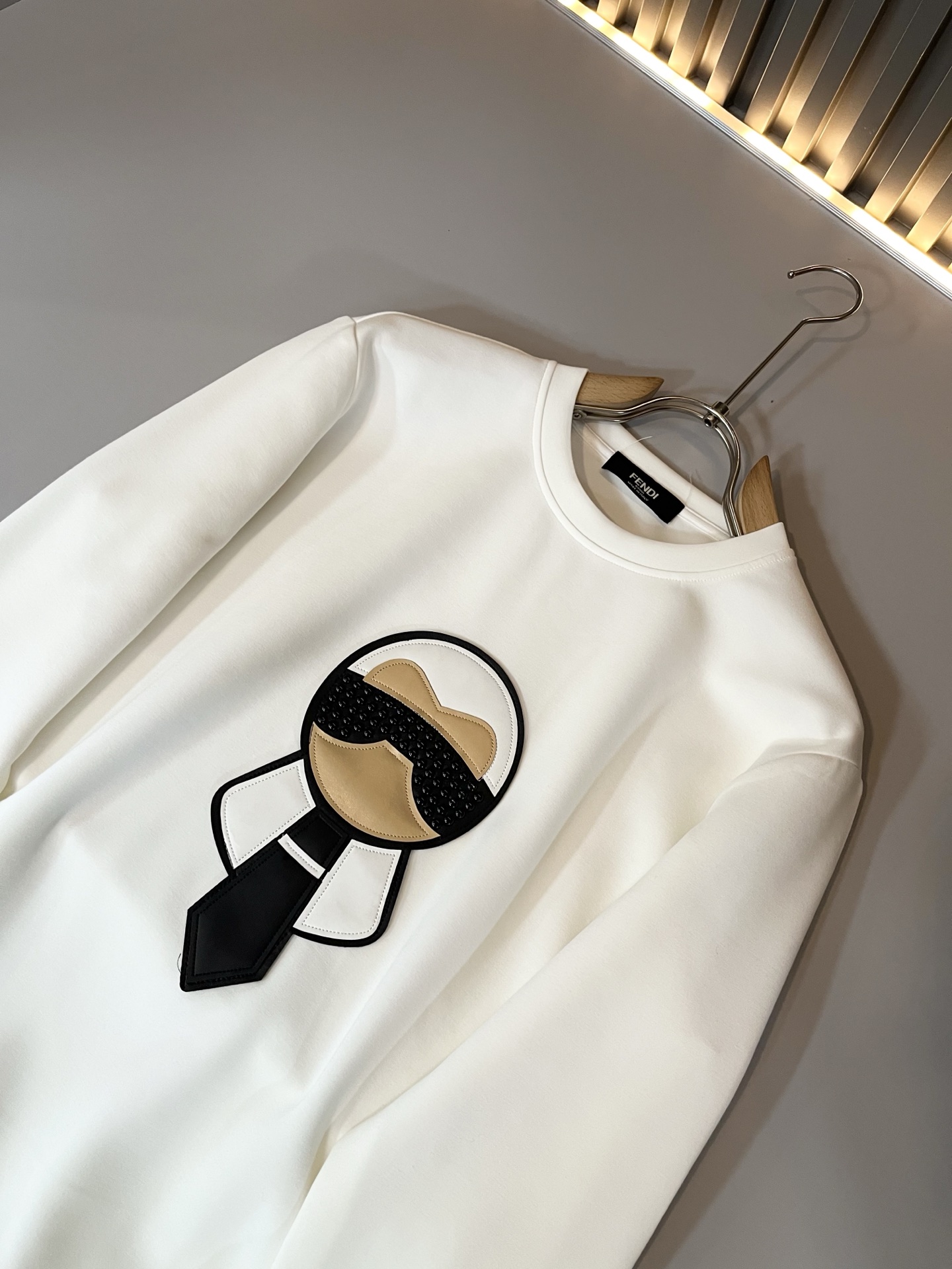 【⚠️最大穿240斤】 FEN*I 芬*迪2025秋冬新款FD家族男女同款卫衣，男女同款👫百搭。意大利原