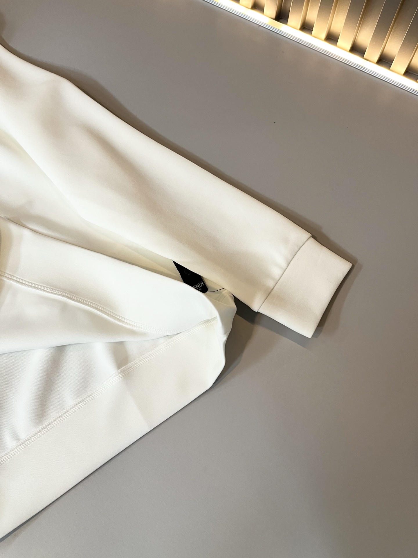 【⚠️最大穿240斤】 FEN*I 芬*迪2025秋冬新款FD家族男女同款卫衣，男女同款👫百搭。意大利原