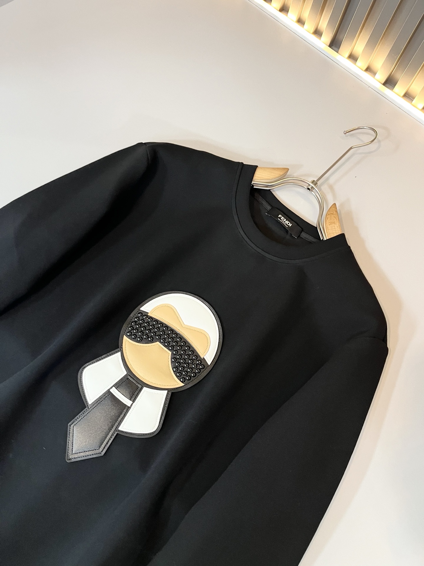 【⚠️最大穿240斤】 FEN*I 芬*迪2025秋冬新款FD家族男女同款卫衣，男女同款👫百搭。意大利原