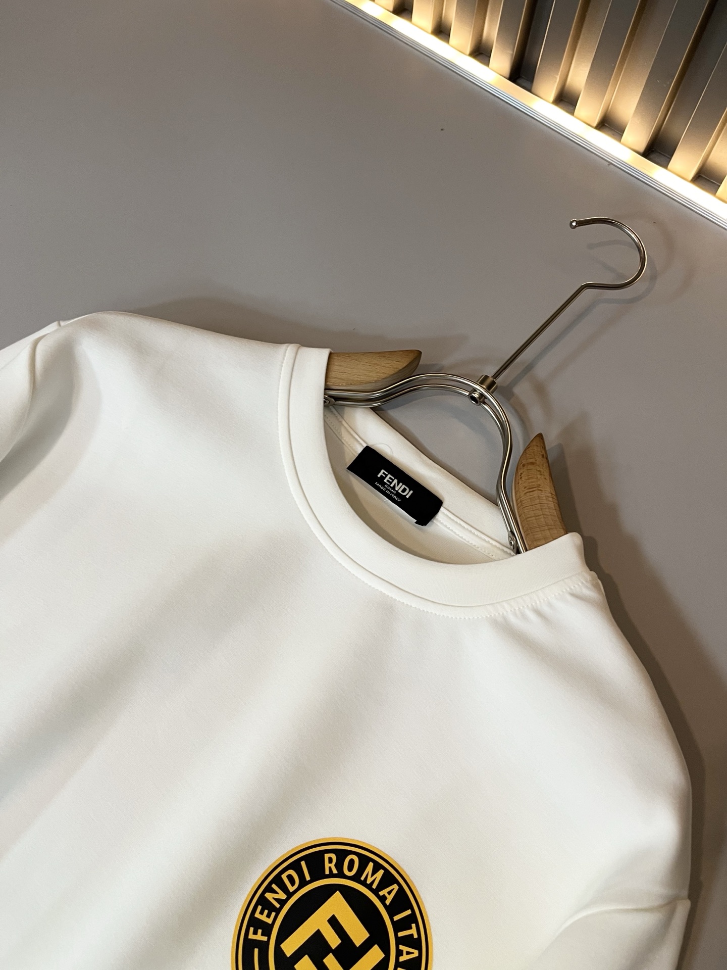 【⚠️最大穿240斤】 FEN*I 芬*迪2025秋冬新款FD家族男女同款卫衣，男女同款👫百搭。意大利原