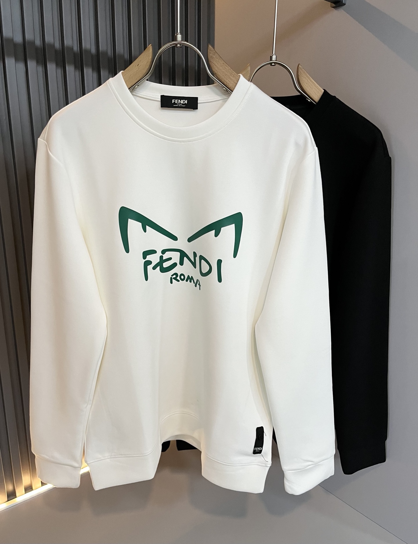 【⚠️最大穿240斤】 FEN*I 芬*迪2025秋冬新款FD家族男女同款卫衣，男女同款👫百搭。意大利原