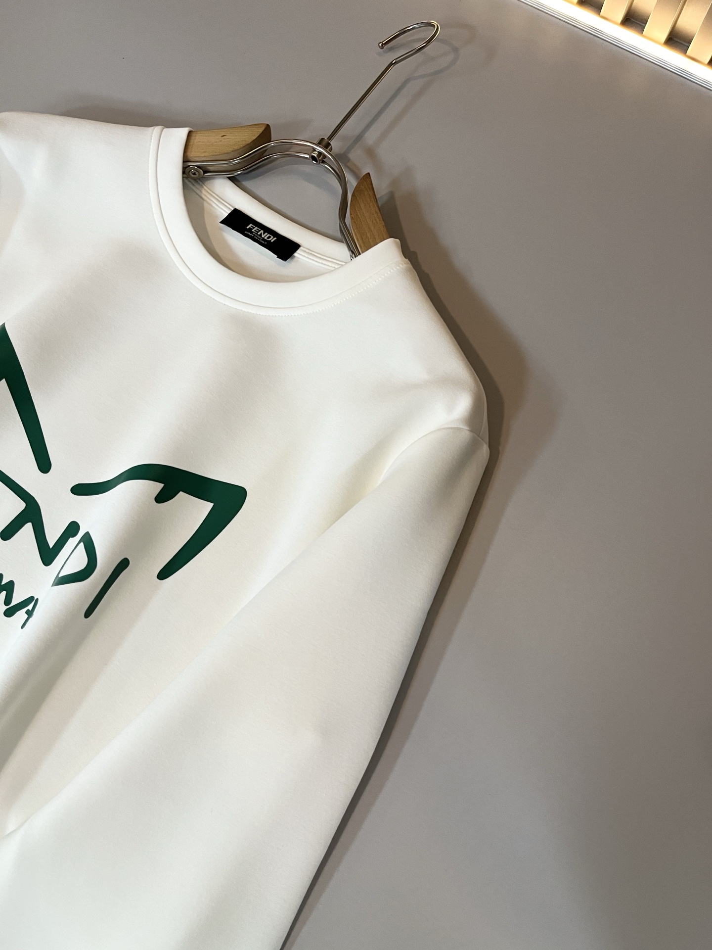 【⚠️最大穿240斤】 FEN*I 芬*迪2025秋冬新款FD家族男女同款卫衣，男女同款👫百搭。意大利原