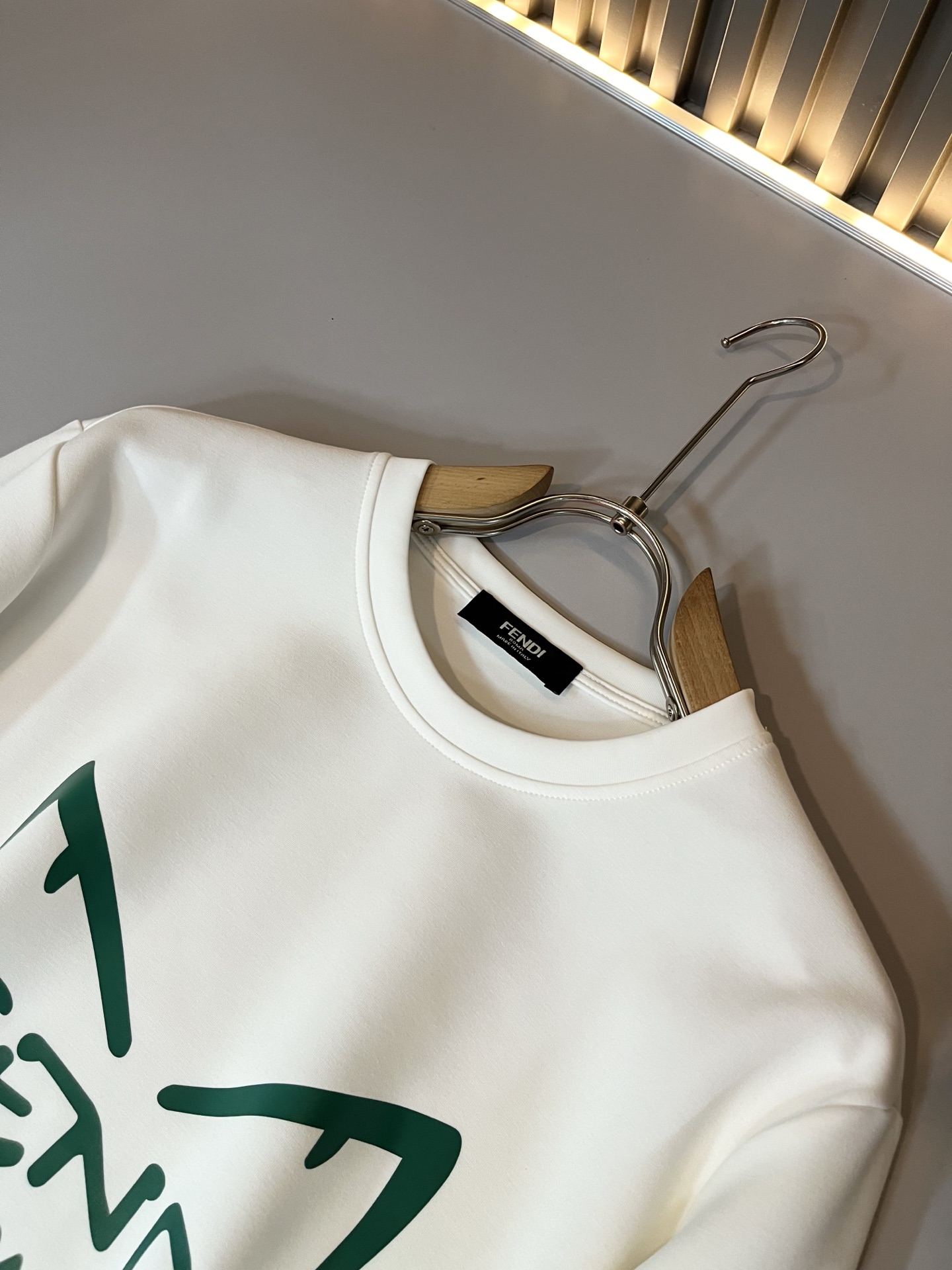 【⚠️最大穿240斤】 FEN*I 芬*迪2025秋冬新款FD家族男女同款卫衣，男女同款👫百搭。意大利原