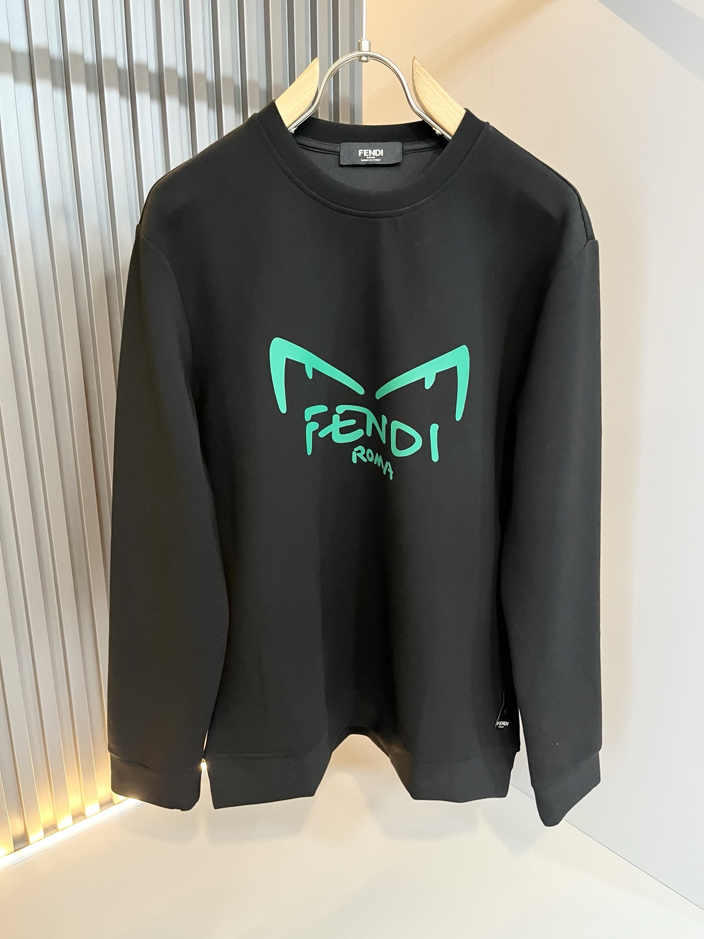 【⚠️最大穿240斤】 FEN*I 芬*迪2025秋冬新款FD家族男女同款卫衣，男女同款👫百搭。意大利原