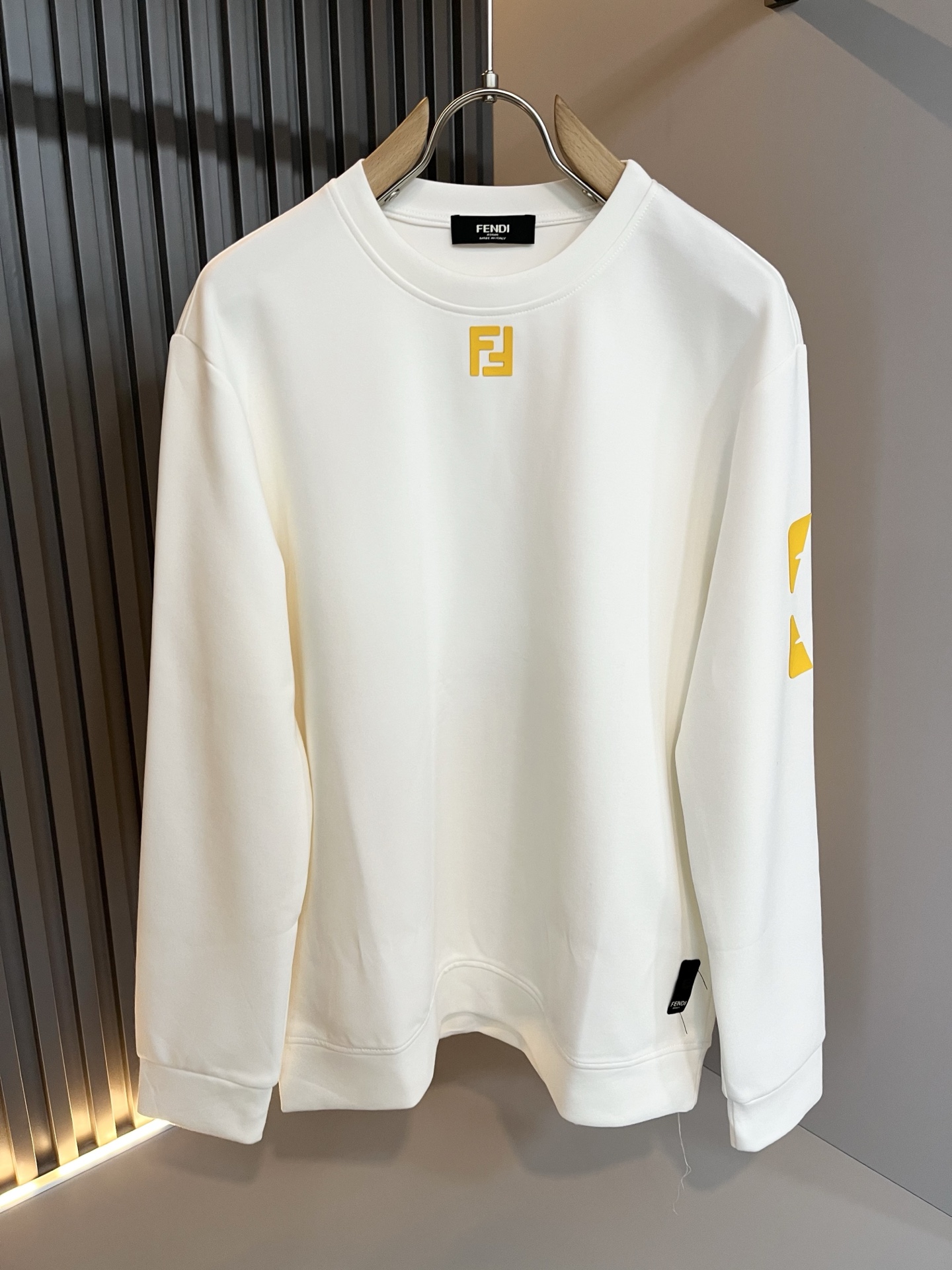 【⚠️最大穿240斤】 FEN*I 芬*迪2025秋冬新款FD家族男女同款卫衣，男女同款👫百搭。意大利原