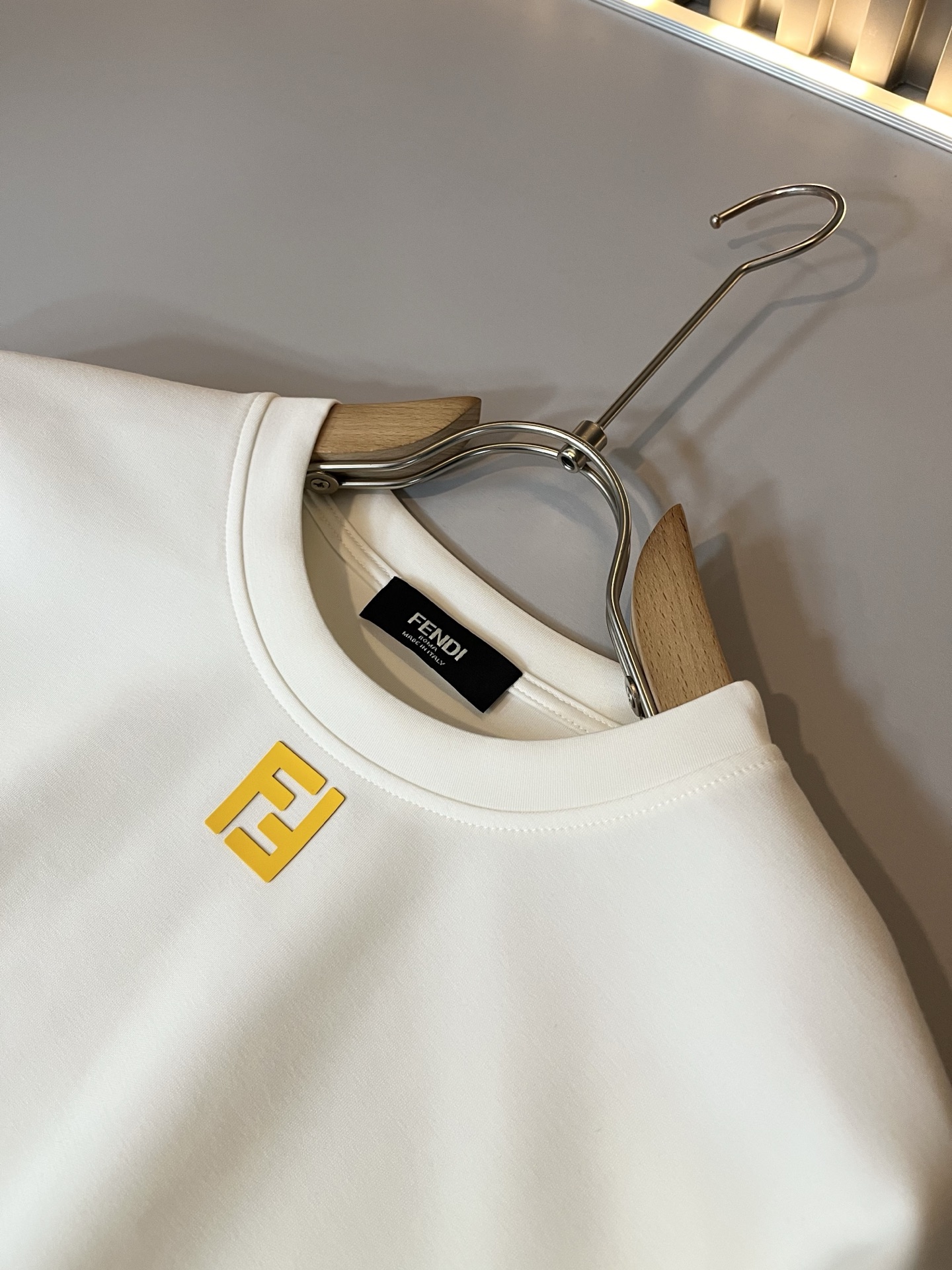 【⚠️最大穿240斤】 FEN*I 芬*迪2025秋冬新款FD家族男女同款卫衣，男女同款👫百搭。意大利原