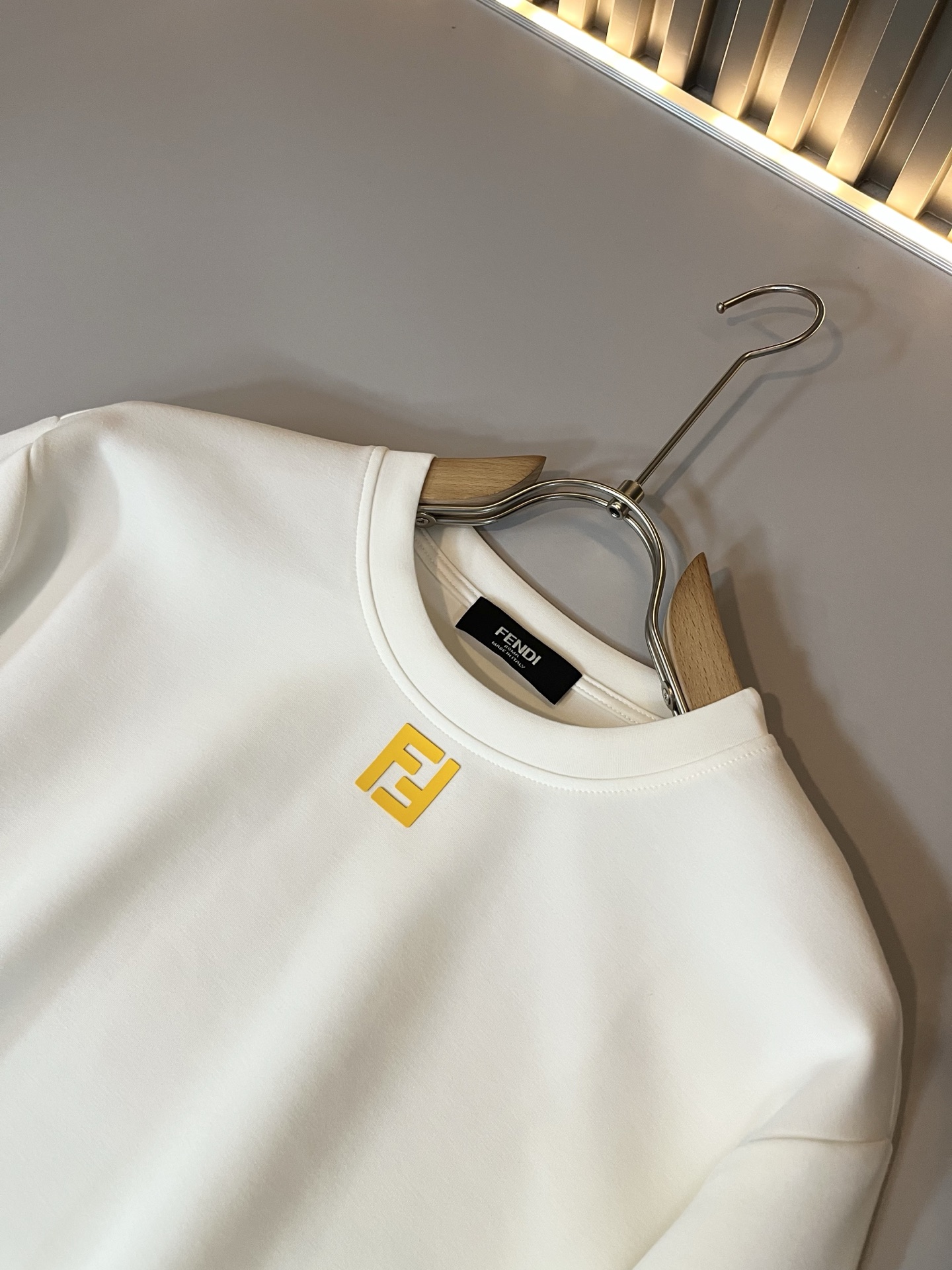 【⚠️最大穿240斤】 FEN*I 芬*迪2025秋冬新款FD家族男女同款卫衣，男女同款👫百搭。意大利原