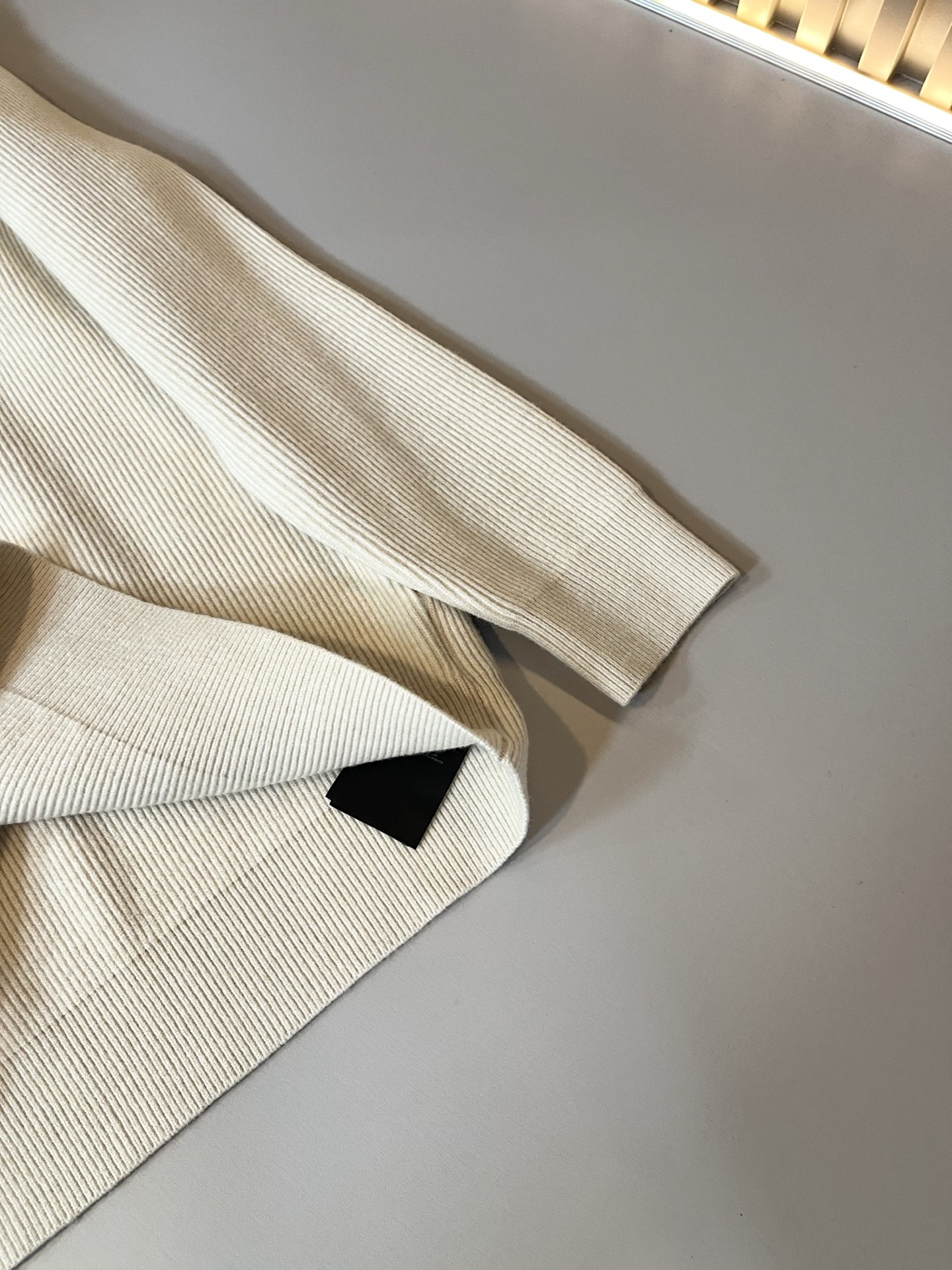 Ermenegildo Zeg*a杰*亚 2025秋冬新品男士休闲针织羊毛衫，外贸公司订单！是杰尼亚经典