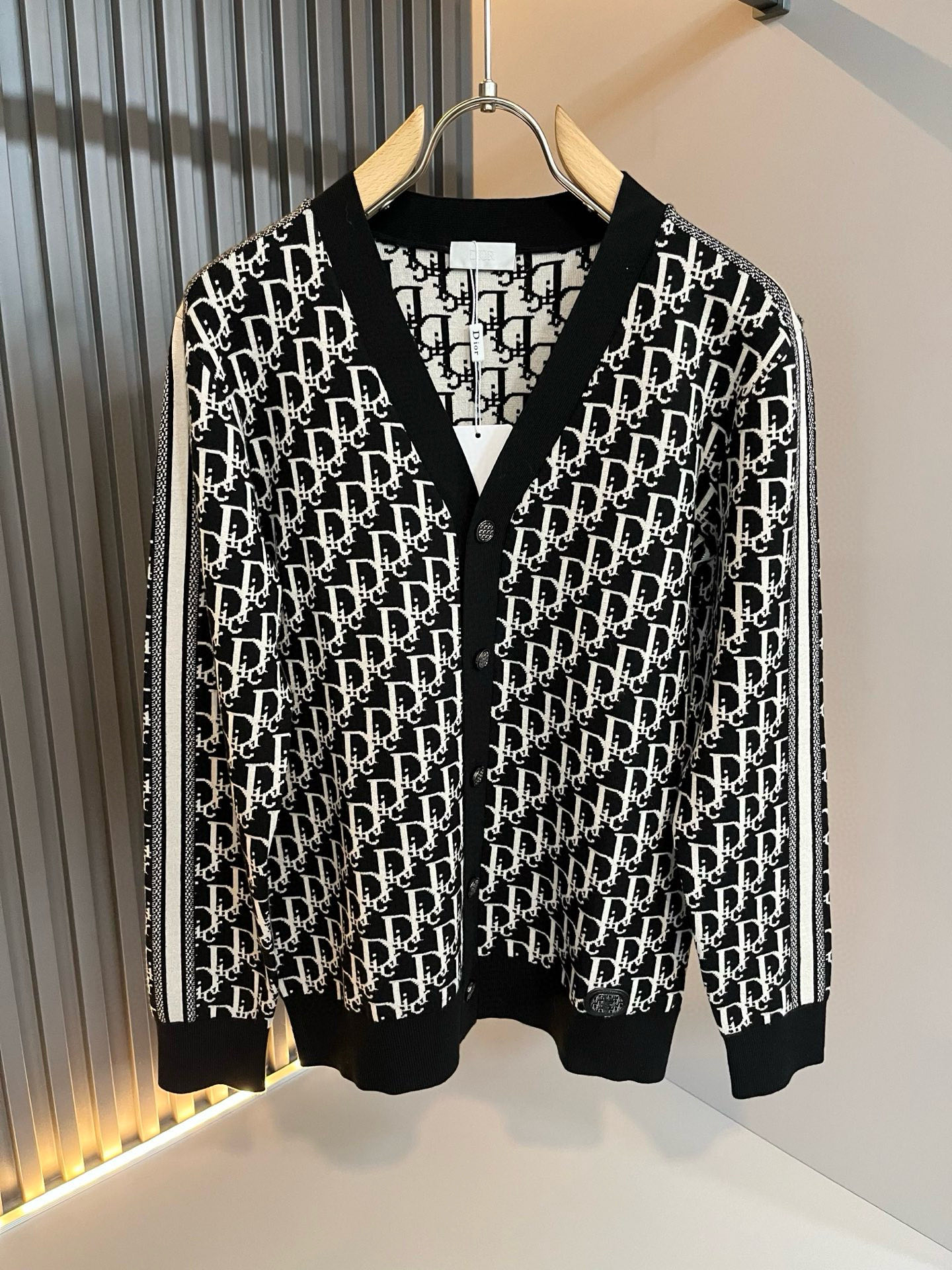 Dio*r迪*奥 2025秋冬男士休闲针织羊毛开衫，贸易公司渠道稀出，同步官网发售，男神女神最为期待的精