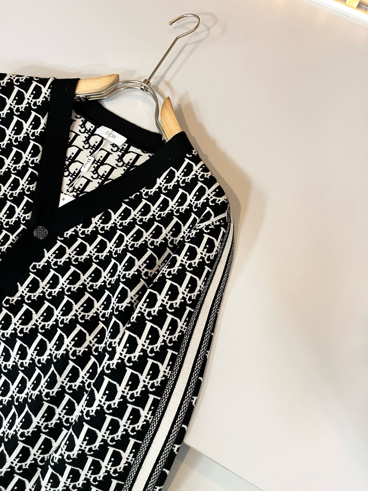 Dio*r迪*奥 2025秋冬男士休闲针织羊毛开衫，贸易公司渠道稀出，同步官网发售，男神女神最为期待的精