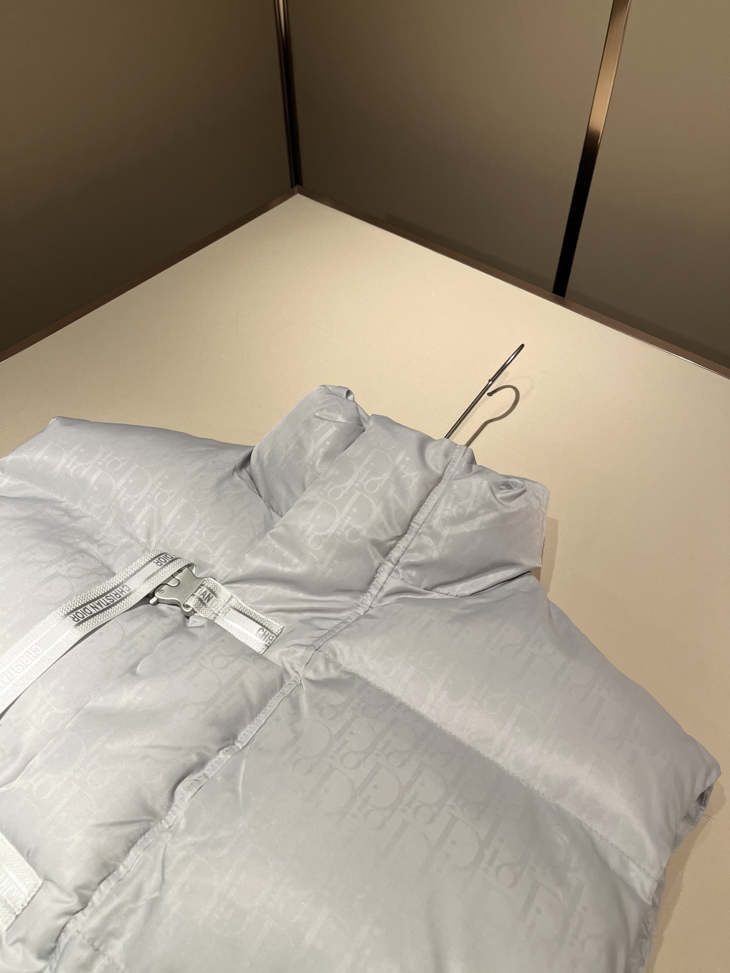 Dio*r迪*奥2025秋冬男士薄棉服马甲夹克外套，最新时尚休闲夹克，贸易公司渠道稀出，同步官网发售，胸