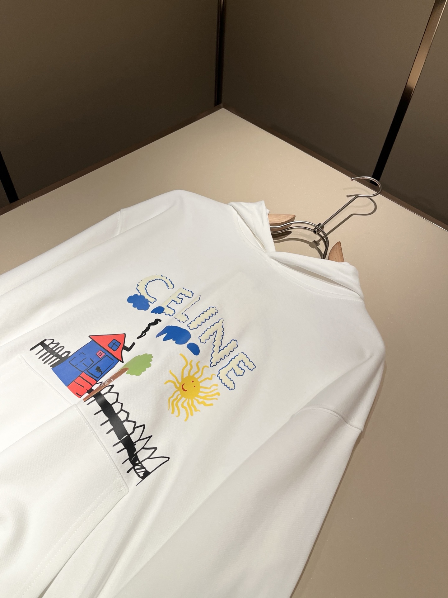 CELIN*瑟琳 2025秋冬新款时尚休闲连帽卫衣，贸易公司渠道稀出，同步官网发售！25年秋季时尚新款推