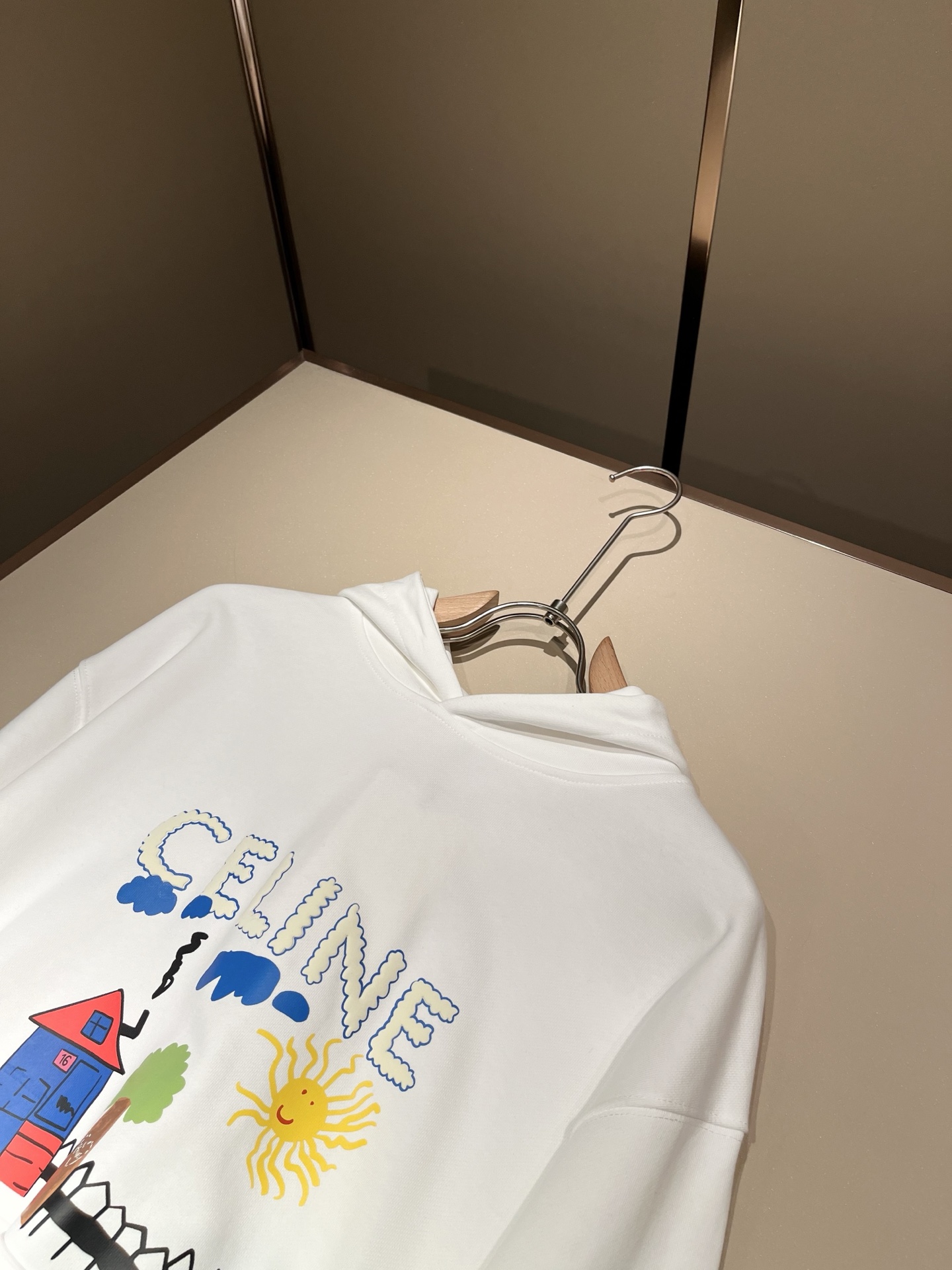 CELIN*瑟琳 2025秋冬新款时尚休闲连帽卫衣，贸易公司渠道稀出，同步官网发售！25年秋季时尚新款推