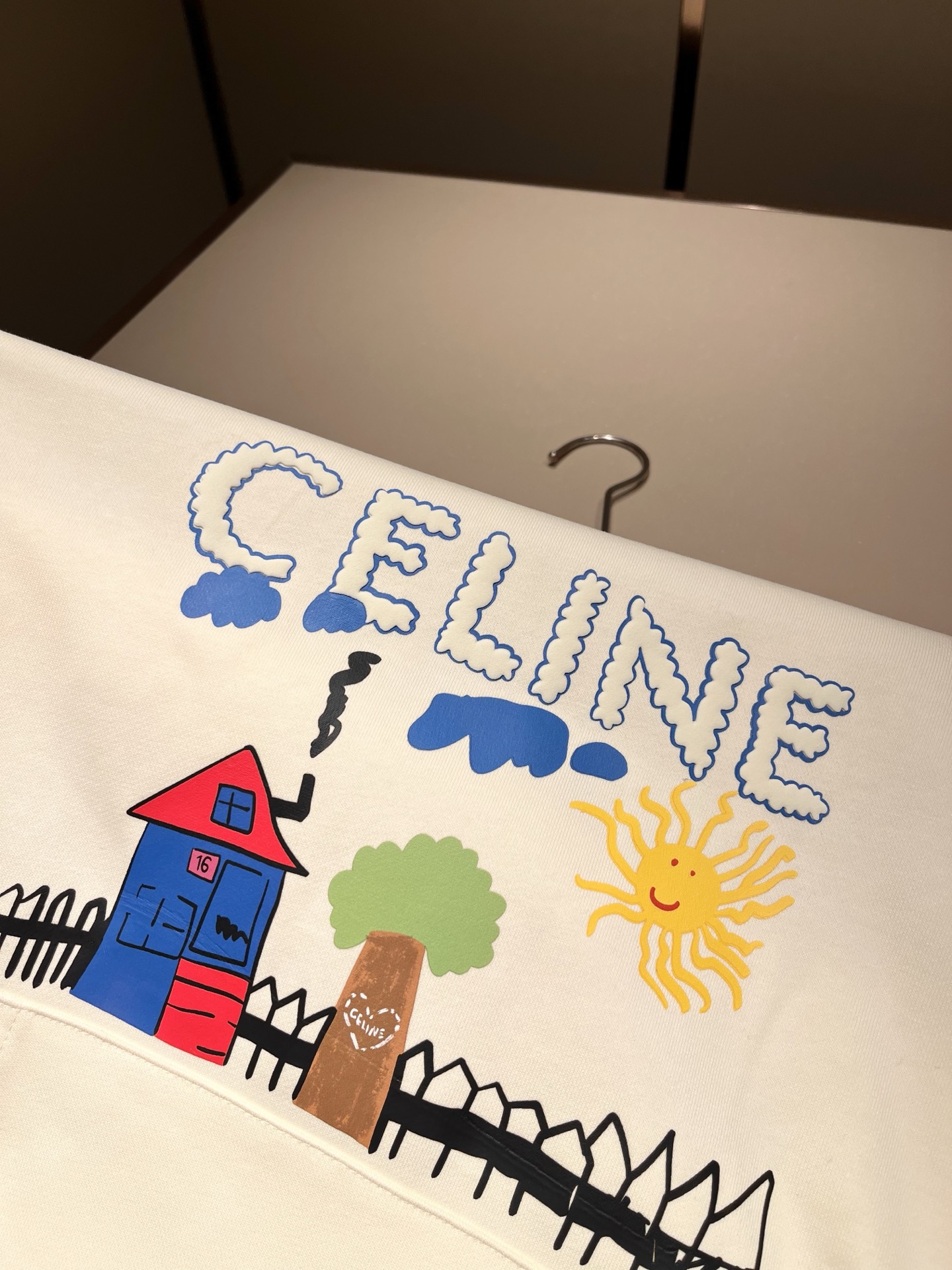 CELIN*瑟琳 2025秋冬新款时尚休闲连帽卫衣，贸易公司渠道稀出，同步官网发售！25年秋季时尚新款推