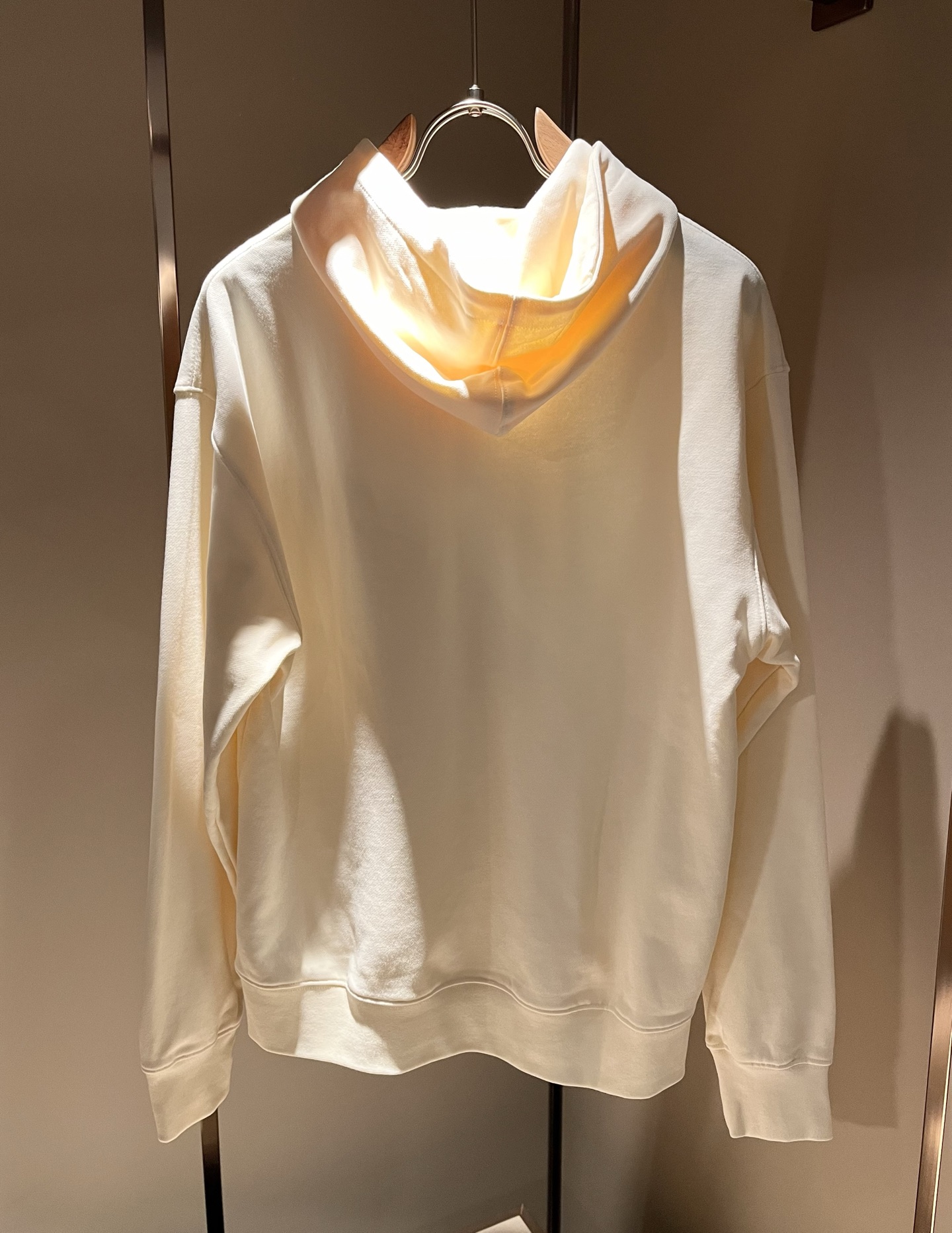 CELIN*瑟琳 2025秋冬新款时尚休闲连帽卫衣，贸易公司渠道稀出，同步官网发售！25年秋季时尚新款推