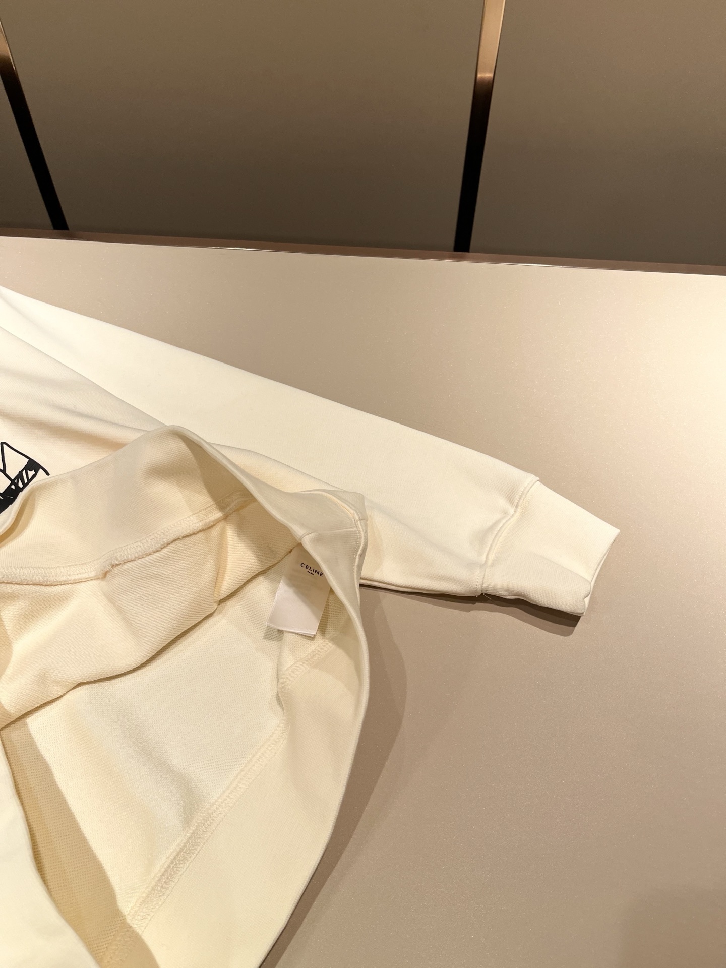 CELIN*瑟琳 2025秋冬新款时尚休闲连帽卫衣，贸易公司渠道稀出，同步官网发售！25年秋季时尚新款推