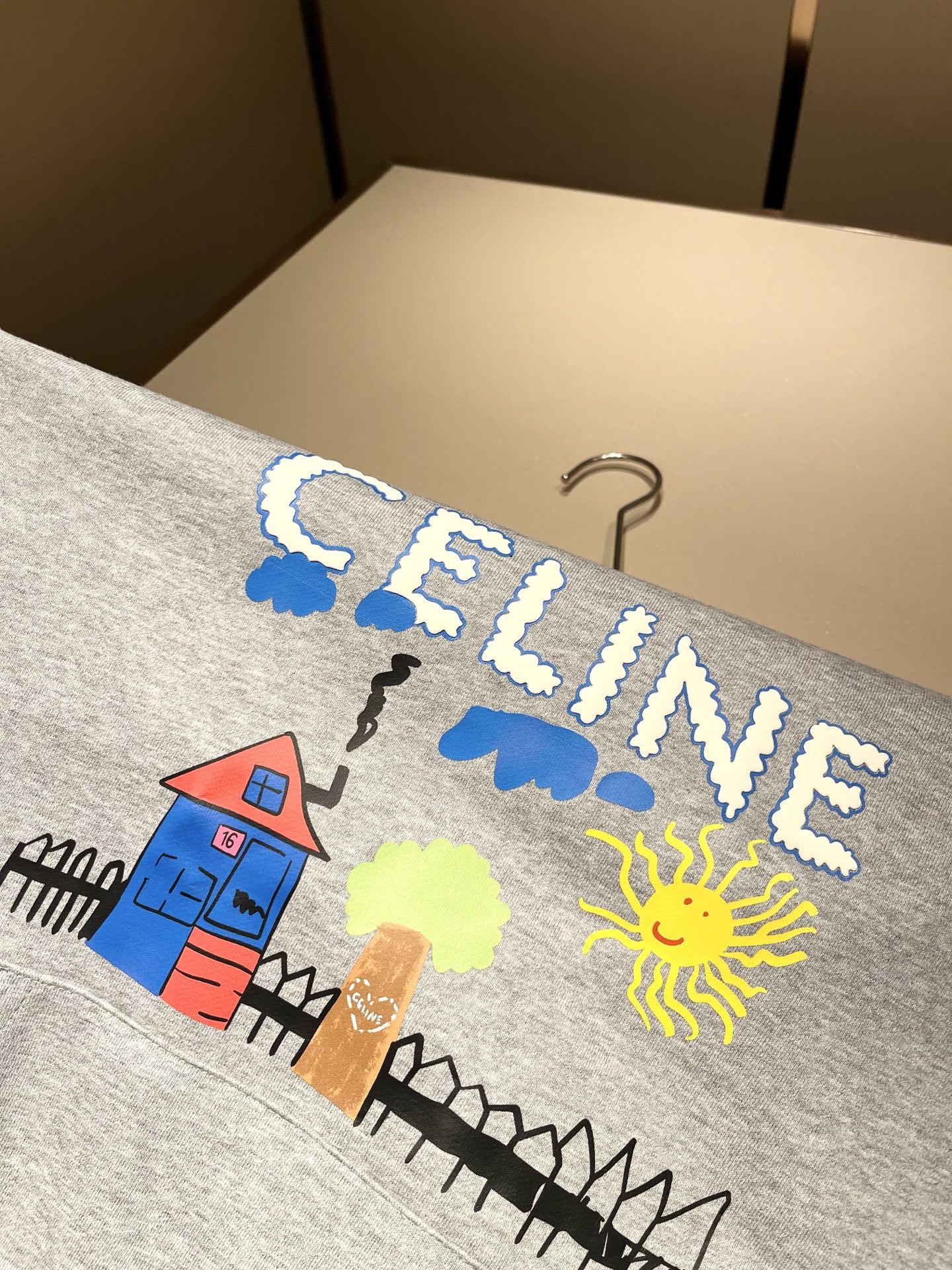 CELIN*瑟琳 2025秋冬新款时尚休闲连帽卫衣，贸易公司渠道稀出，同步官网发售！25年秋季时尚新款推