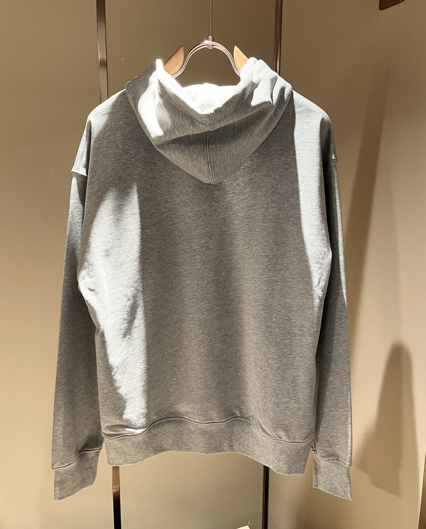 CELIN*瑟琳 2025秋冬新款时尚休闲连帽卫衣，贸易公司渠道稀出，同步官网发售！25年秋季时尚新款推