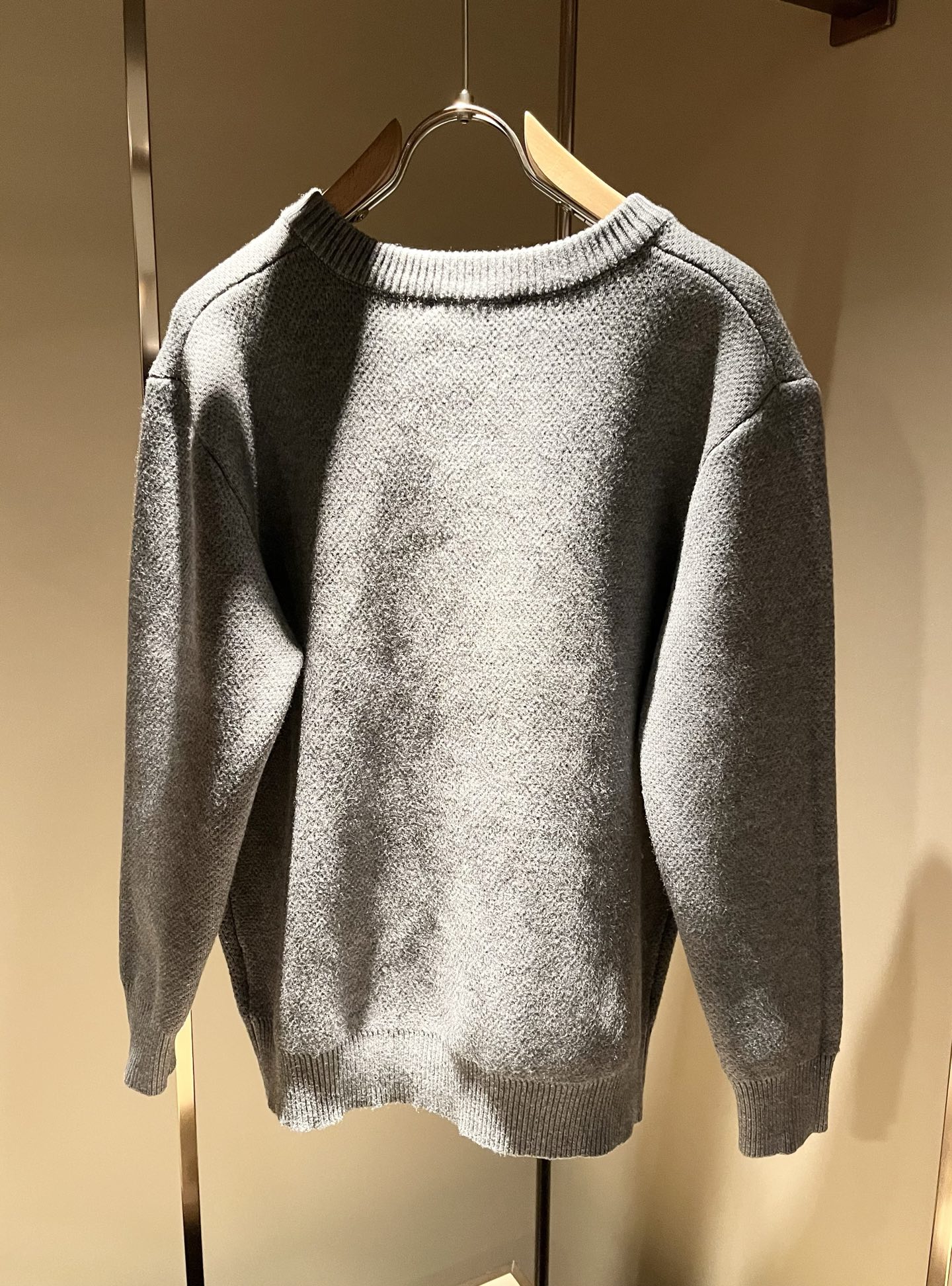 Louis Vuit*on 2025秋冬路易家族轻奢针织羊毛开衫！路易家族的新高端，细节品质永远的那么完