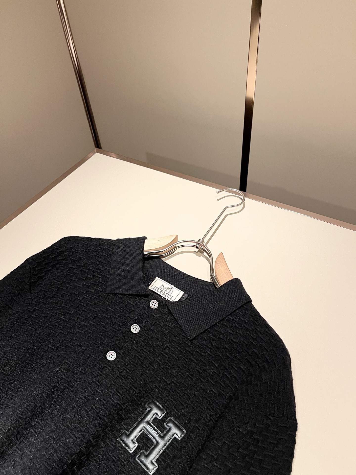 Her*mes爱*仕2025秋冬新款男士针织羊毛衫，全新升级百搭基础款，低调奢华，品格之选！甄选优质精选