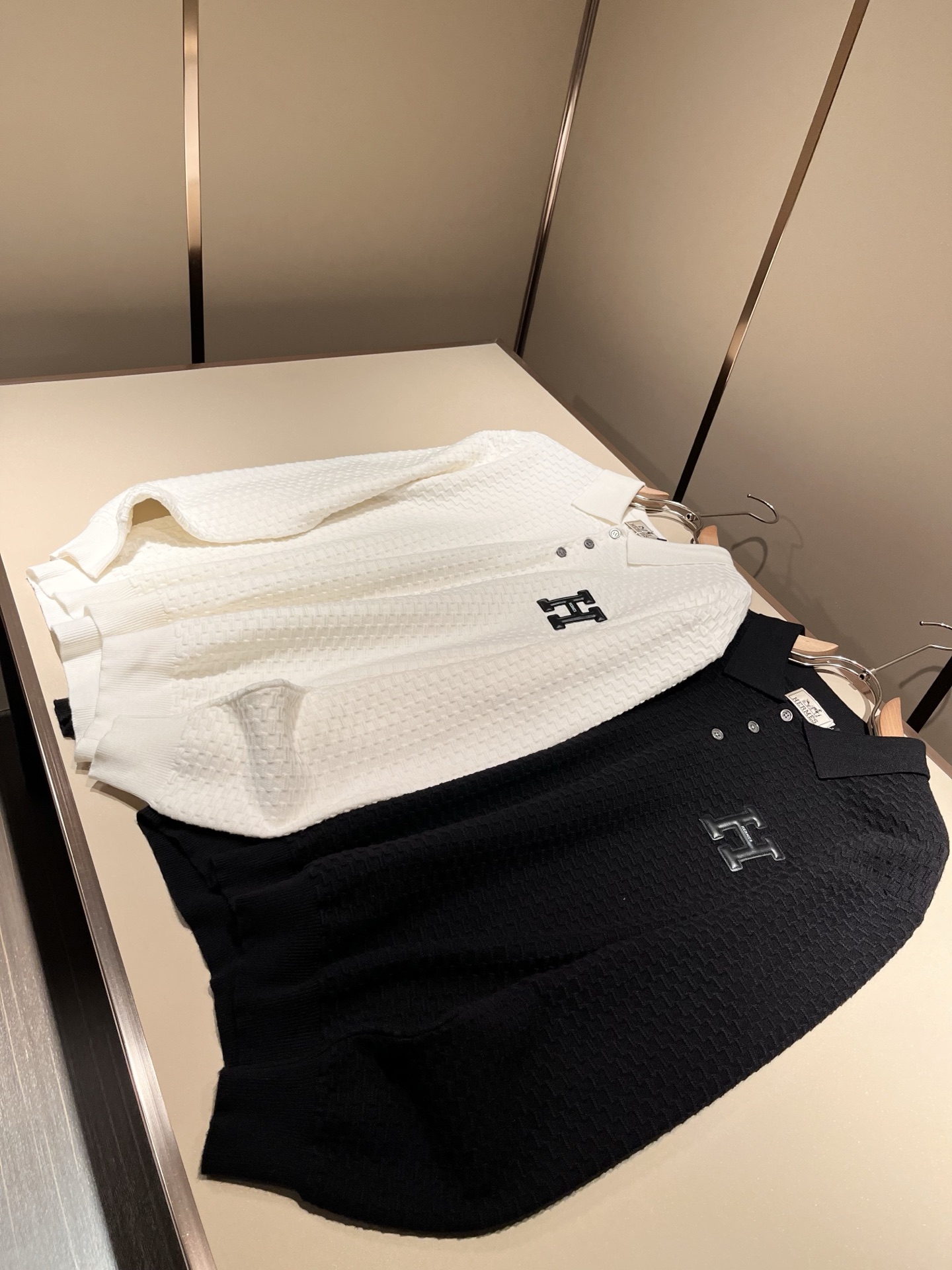 Her*mes爱*仕2025秋冬新款男士针织羊毛衫，全新升级百搭基础款，低调奢华，品格之选！甄选优质精选