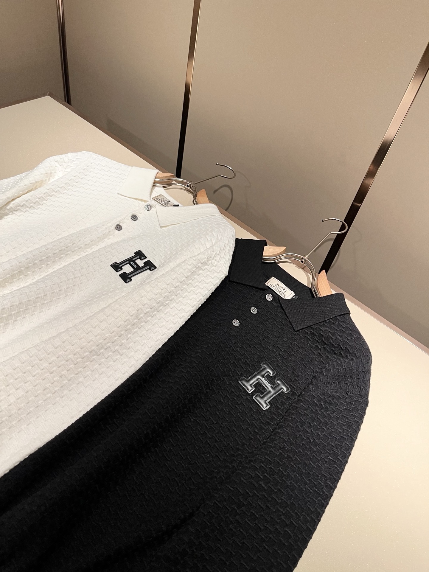 Her*mes爱*仕2025秋冬新款男士针织羊毛衫，全新升级百搭基础款，低调奢华，品格之选！甄选优质精选