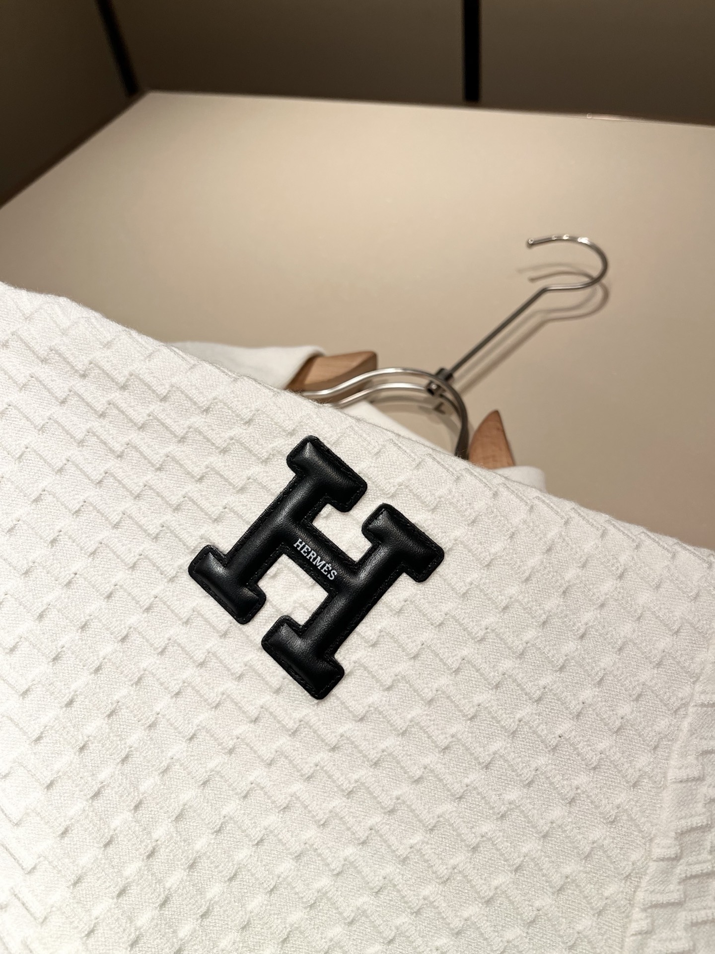 Her*mes爱*仕2025秋冬新款男士针织羊毛衫，全新升级百搭基础款，低调奢华，品格之选！甄选优质精选