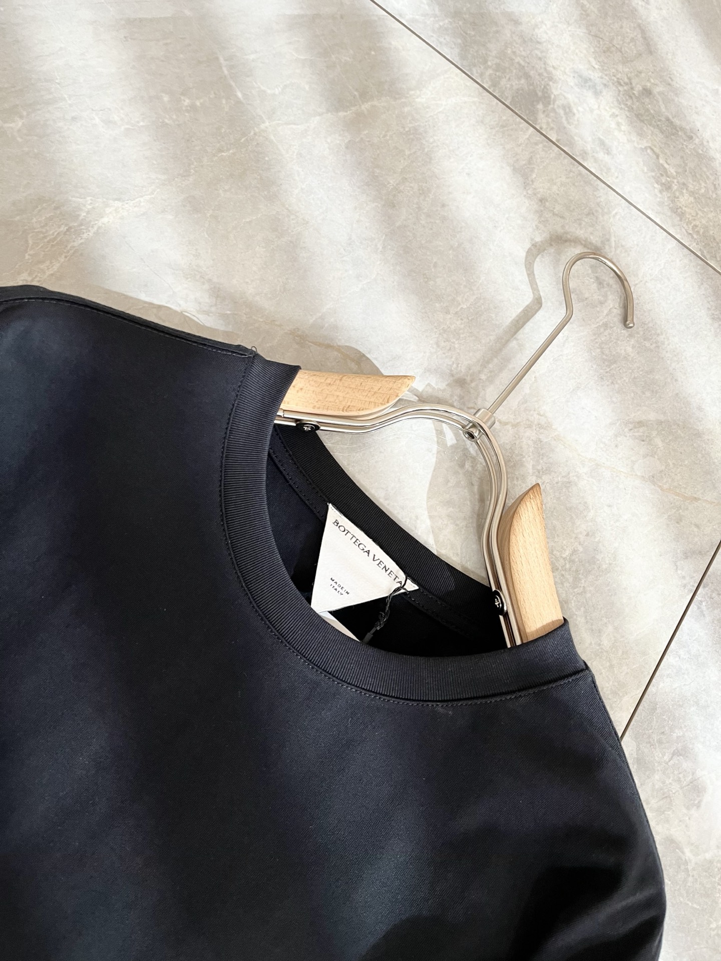 BottegaVene*a宝*嘉 2025秋冬新款男士打底衫，这是今年目前为止最牛批的一款纯色高品质面料