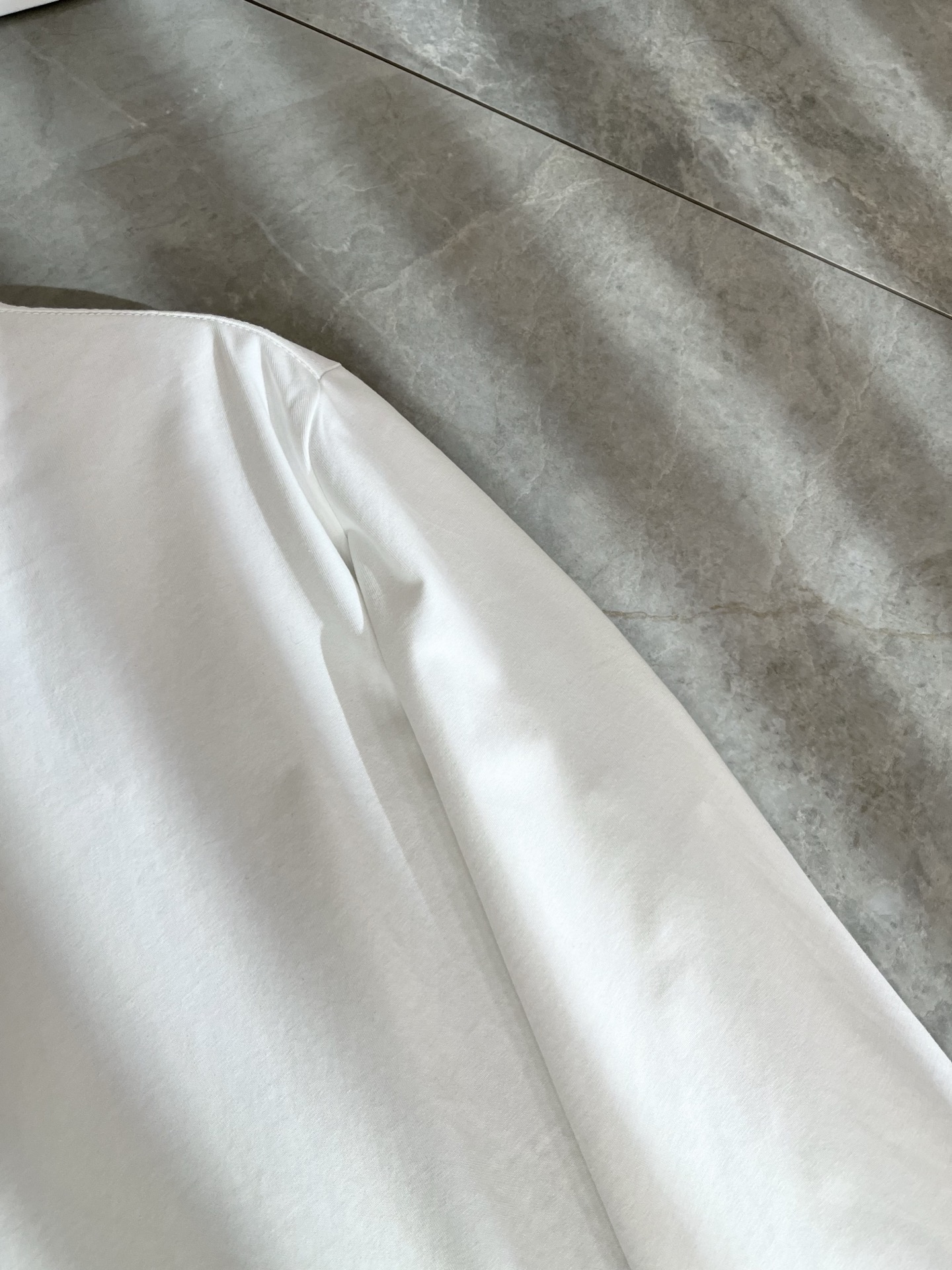 BottegaVene*a宝*嘉 2025秋冬新款男士打底衫，这是今年目前为止最牛批的一款纯色高品质面料