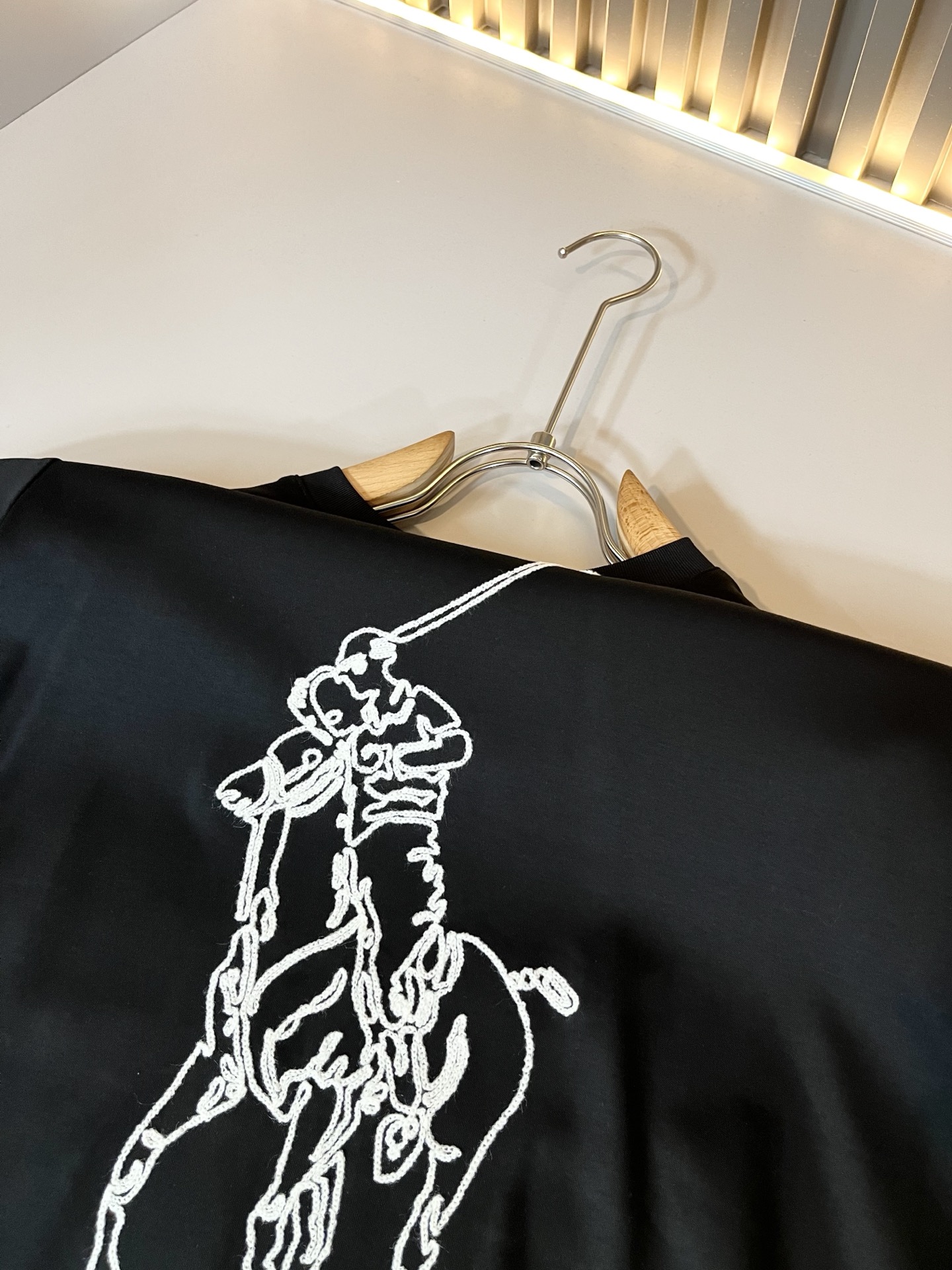 保罗POLOSPORT 2025秋冬新款男士长袖打底衫，简约纯色时尚款不乏有许多设计大咖们都对于纯色都有