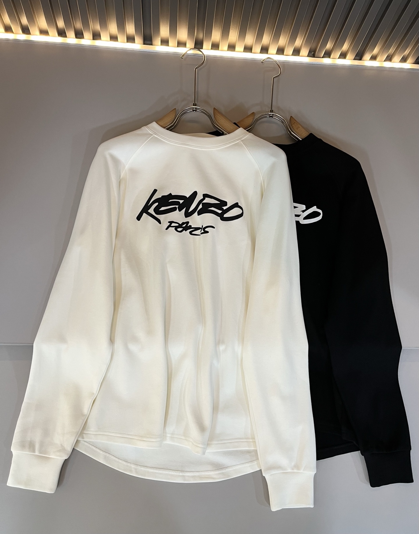 KENZ*高田*三 2025秋冬新品男女同款👫打底T恤，传承经典著作改良后的新品更加的具有立体感官，胸前