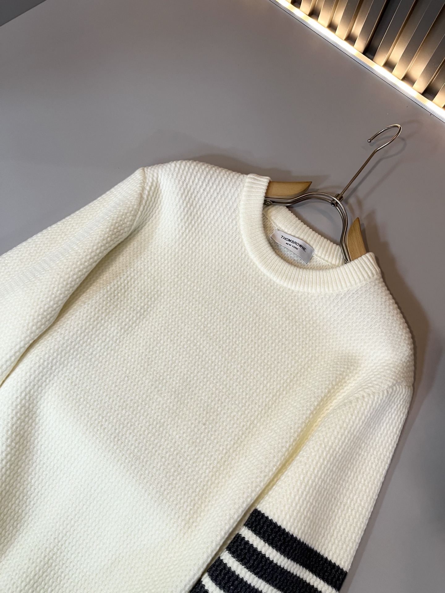 ThomBrow*e汤姆*朗2025秋冬新款男女同款👫针织羊毛衫，今年的专柜新品，男女同款👫超软羊毛面料