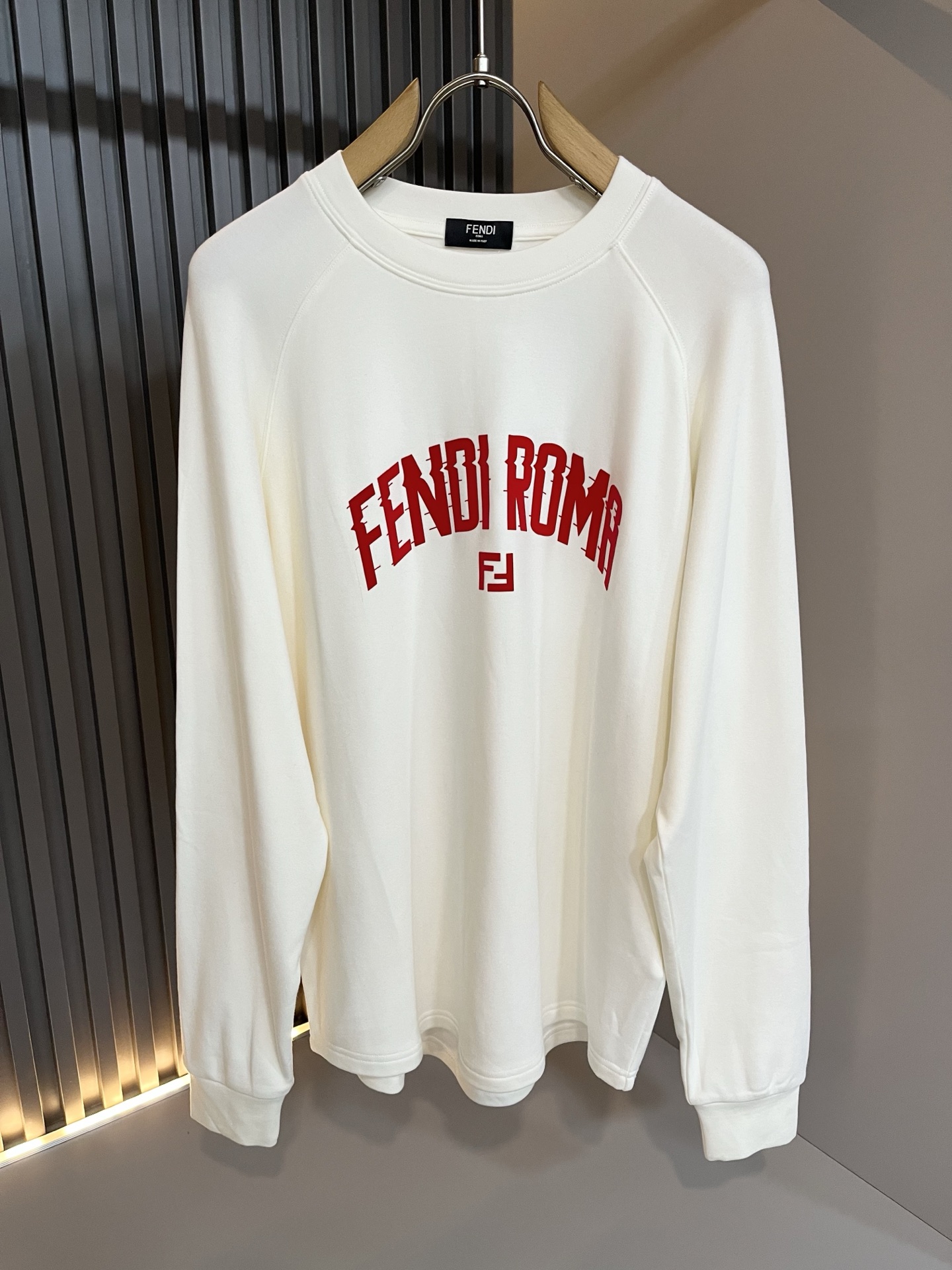 FEN*I 芬*迪2025秋冬新款FD家族FF男女同款👫打底衫，男女同款👫百搭极简短袖。意大利原厂订单，