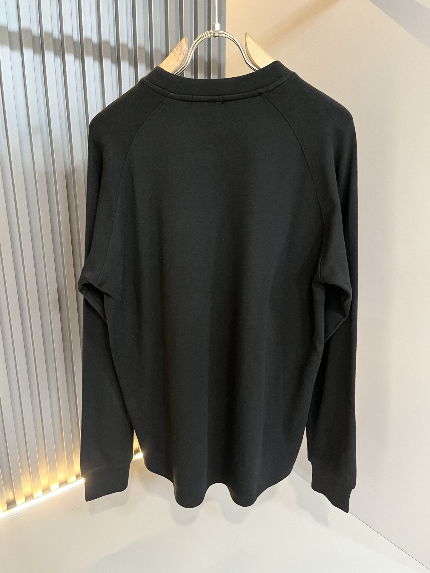 FEN*I 芬*迪2025秋冬新款FD家族FF男女同款👫打底衫，男女同款👫百搭极简短袖。意大利原厂订单，